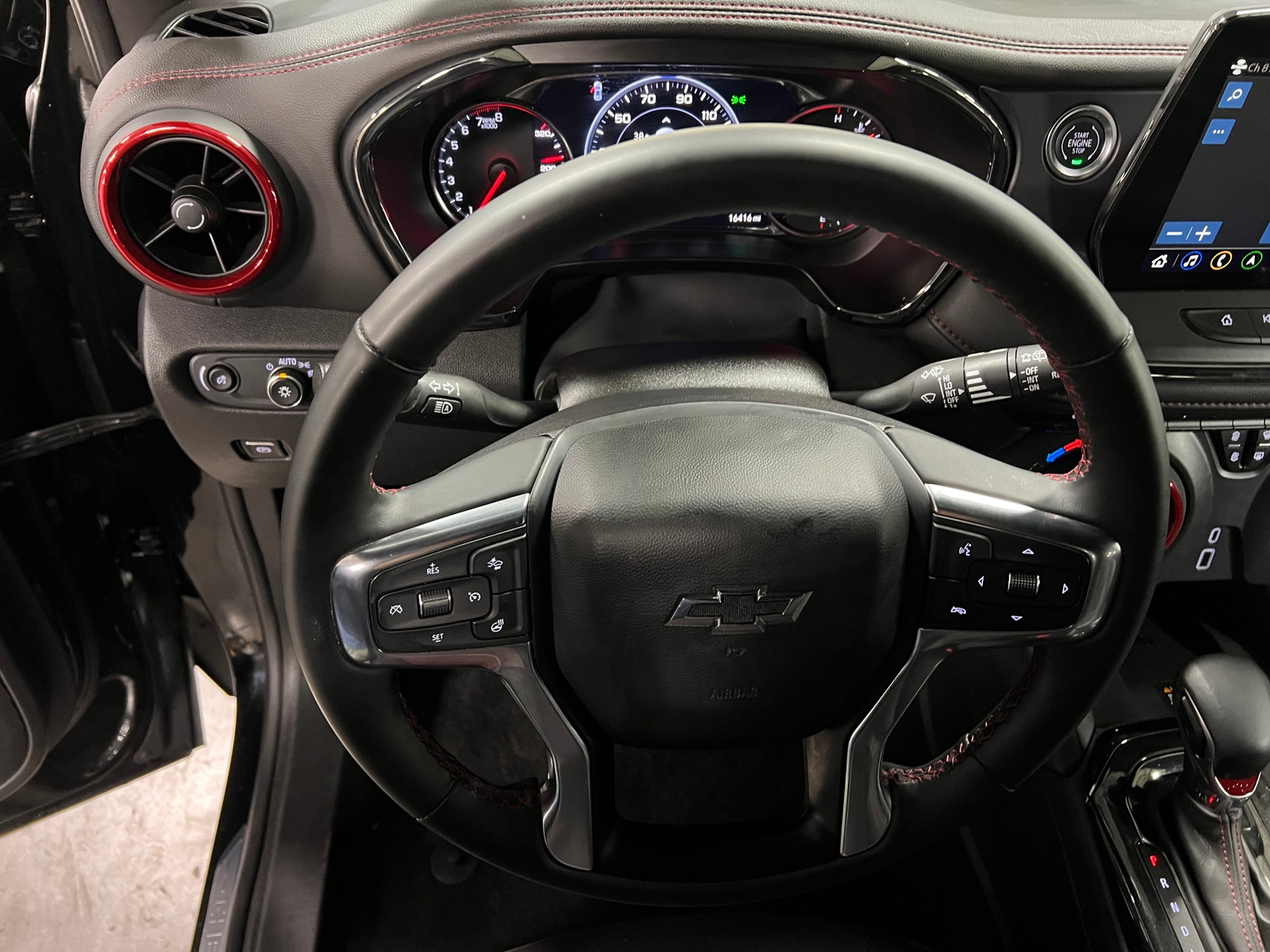 Thumbnail: 2025 Chevrolet Blazer - 4