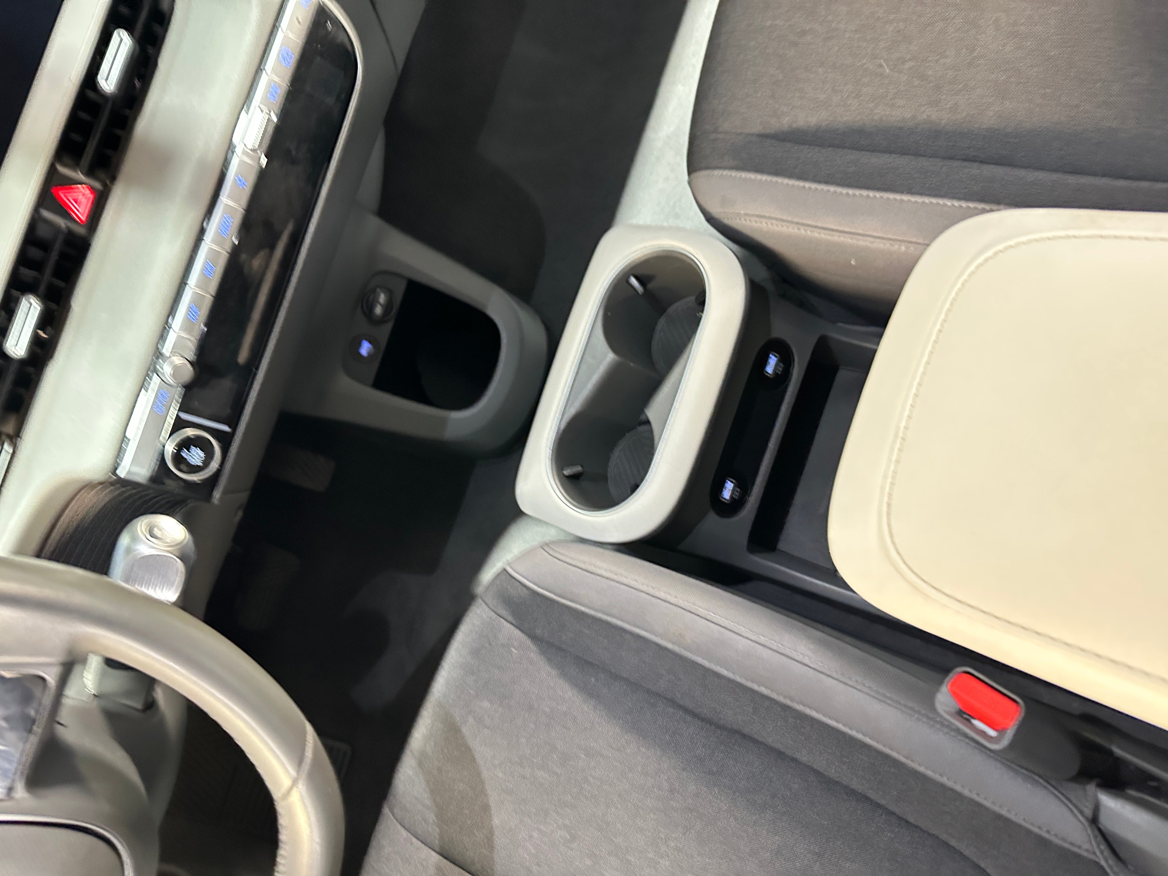 Used 2024 Hyundai IONIQ 5 SE with VIN KM8KM4DE0RU241682 for sale in Oak Creek, WI