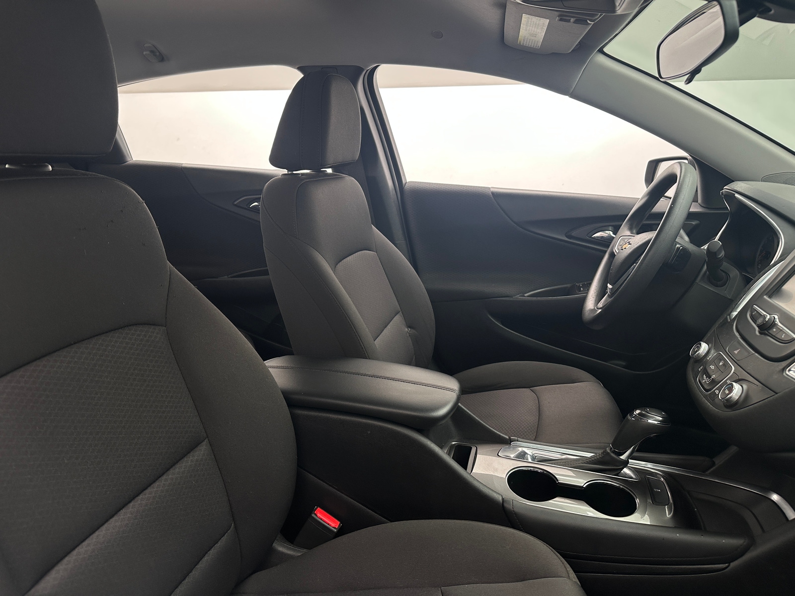 Thumbnail: 2018 Chevrolet Malibu - 2