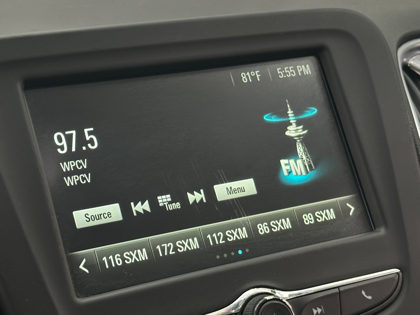 Thumbnail: 2018 Chevrolet Malibu - 4