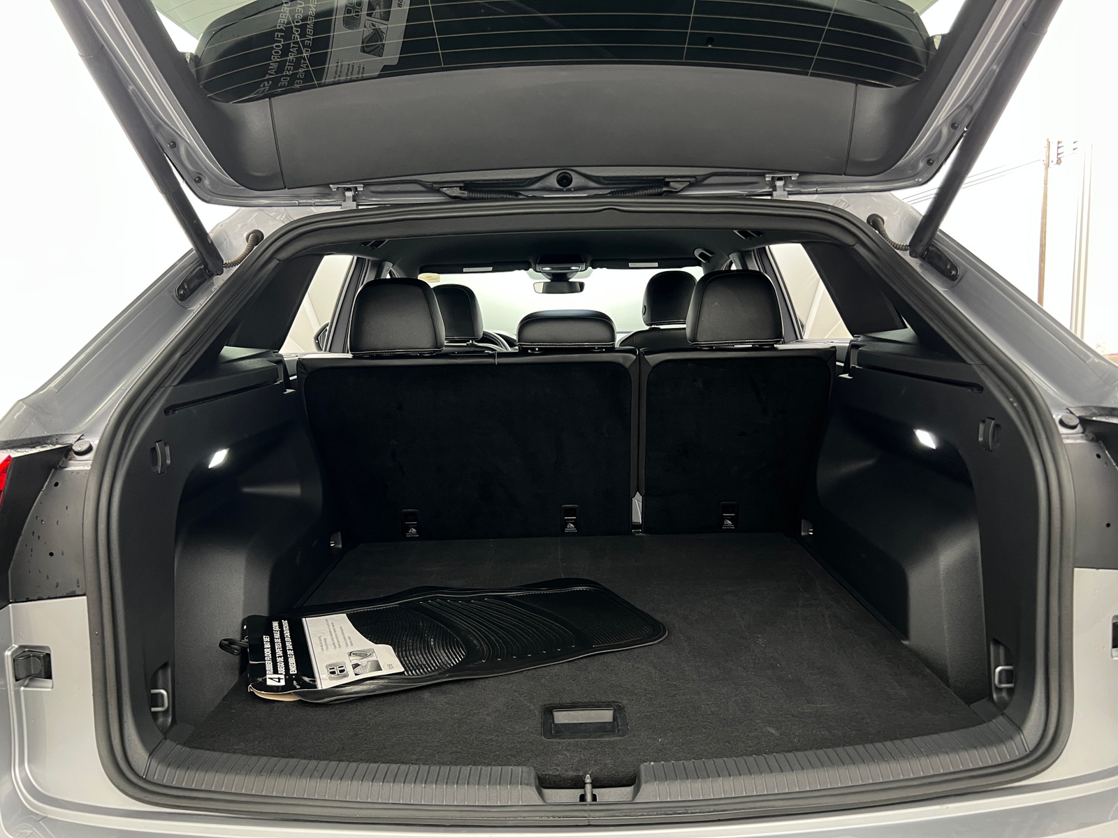 Thumbnail: 2024 Volkswagen Atlas - 6