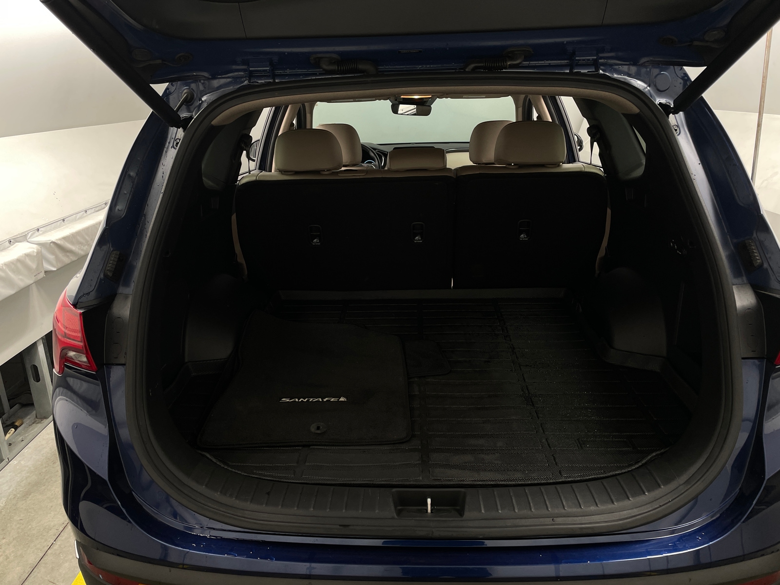 Thumbnail: 2022 Hyundai Santa Fe - 6