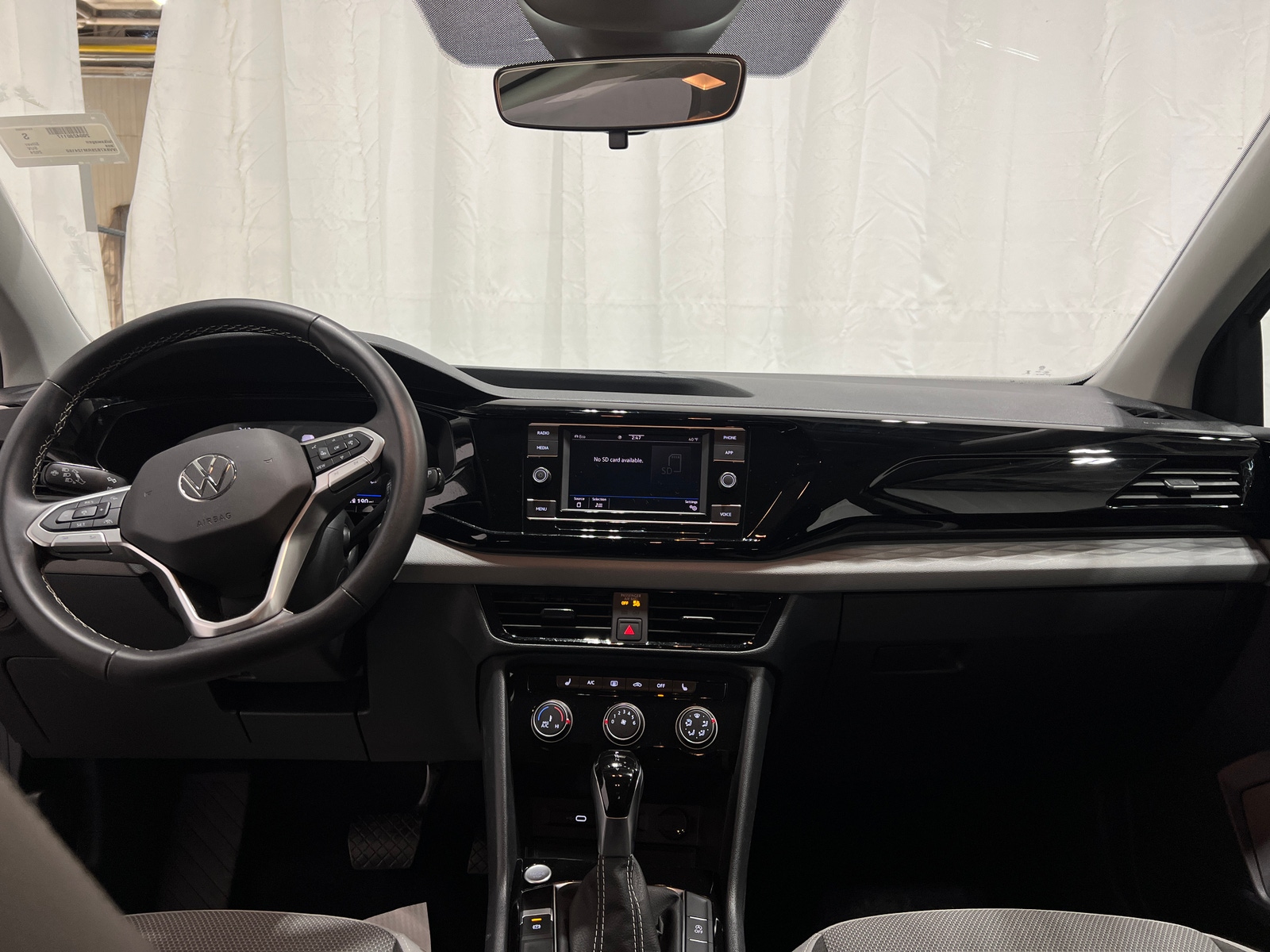 Thumbnail: 2024 Volkswagen Taos - 3