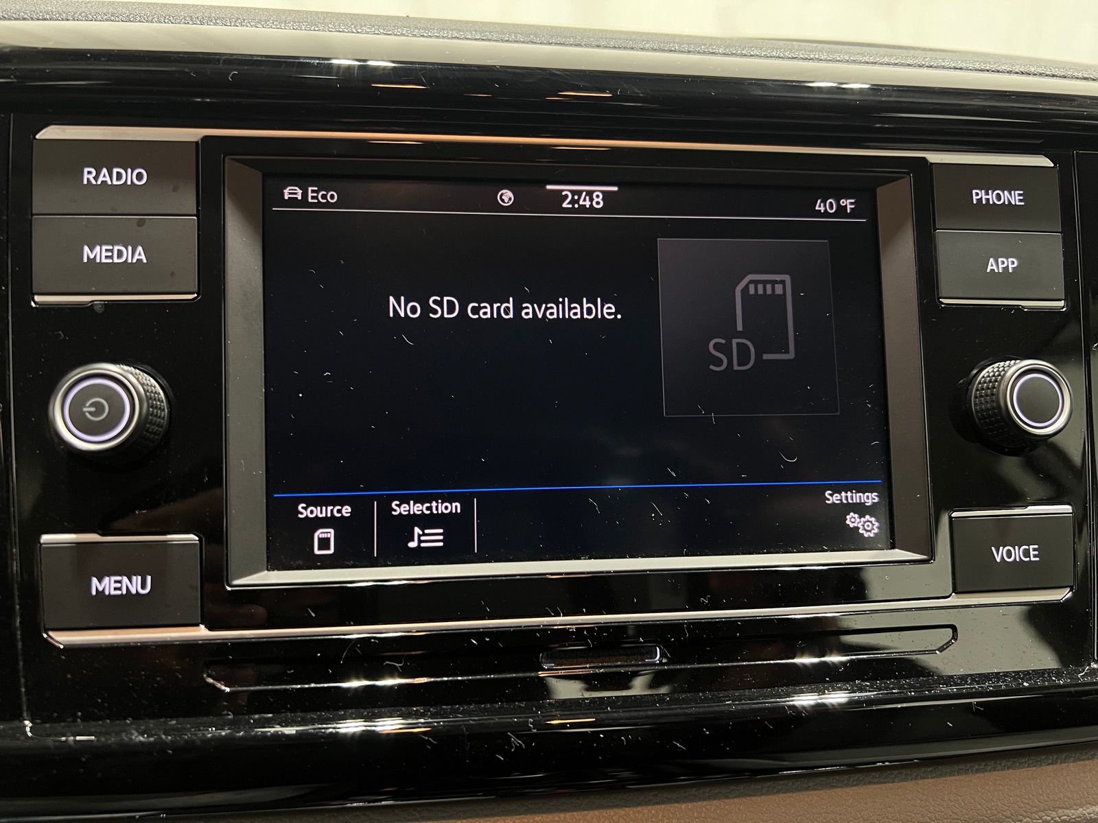 Thumbnail: 2024 Volkswagen Taos - 4