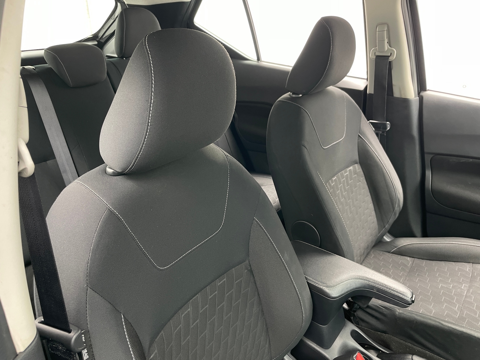 Thumbnail: 2022 Nissan Kicks - 2