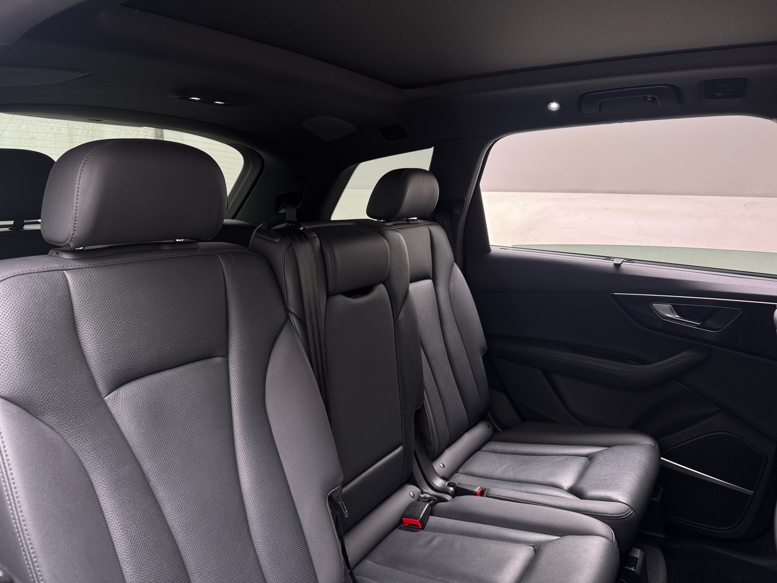 Thumbnail: 2021 Audi Q7 - 6