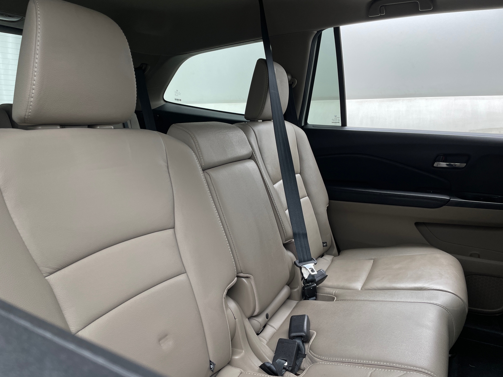 Thumbnail: 2017 Honda Pilot - 5