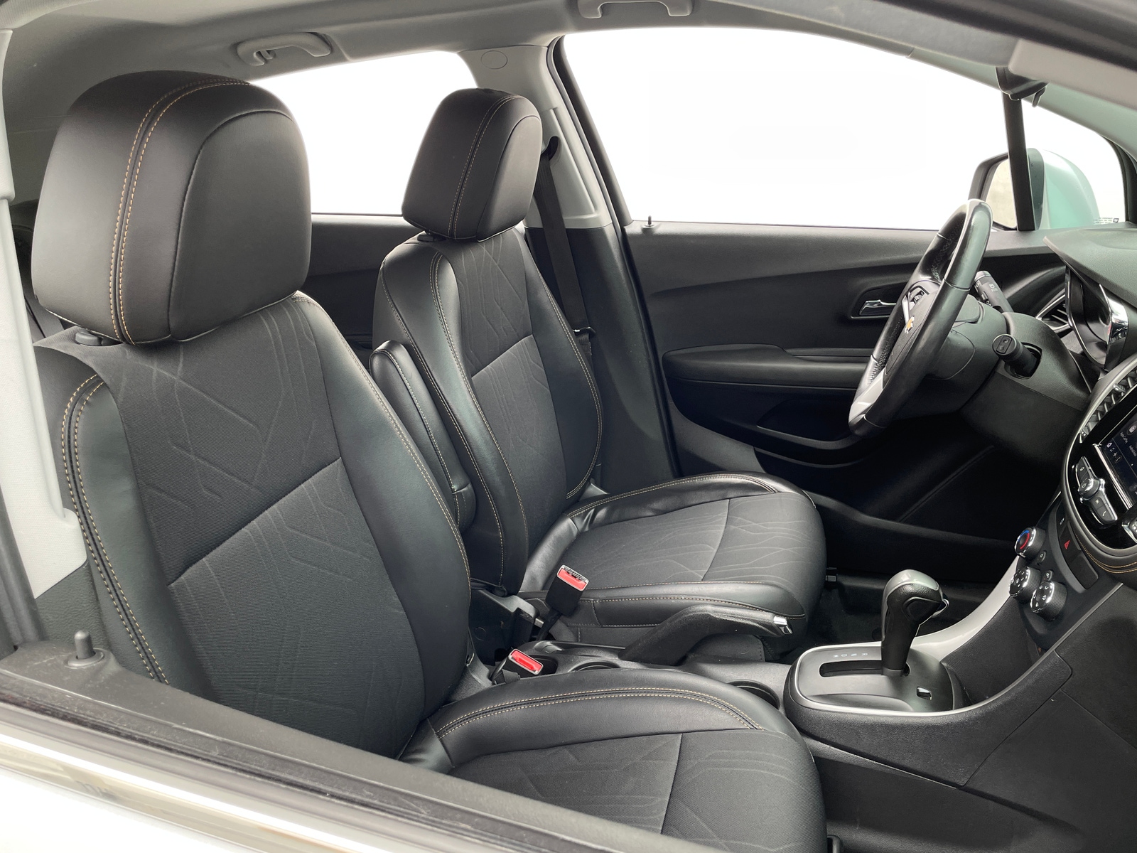 Thumbnail: 2020 Chevrolet Trax - 2