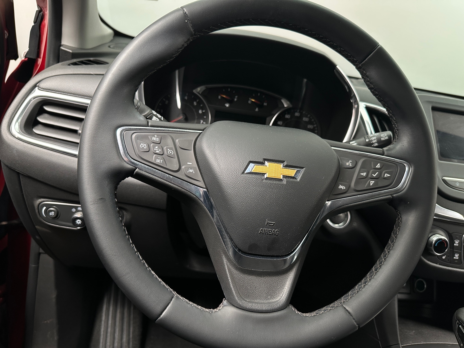 Thumbnail: 2024 Chevrolet Equinox - 5