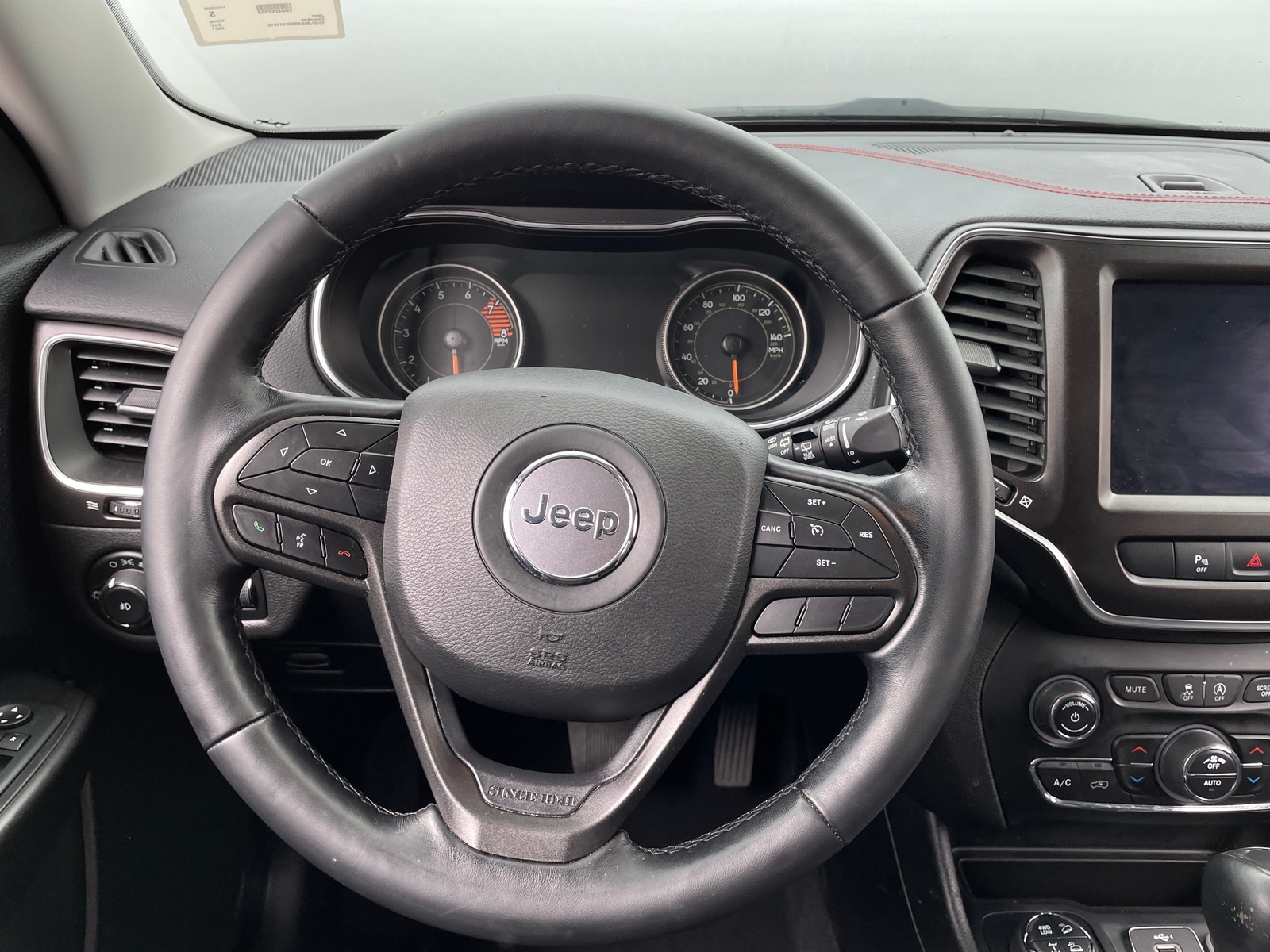 Thumbnail: 2021 Jeep Cherokee - 5