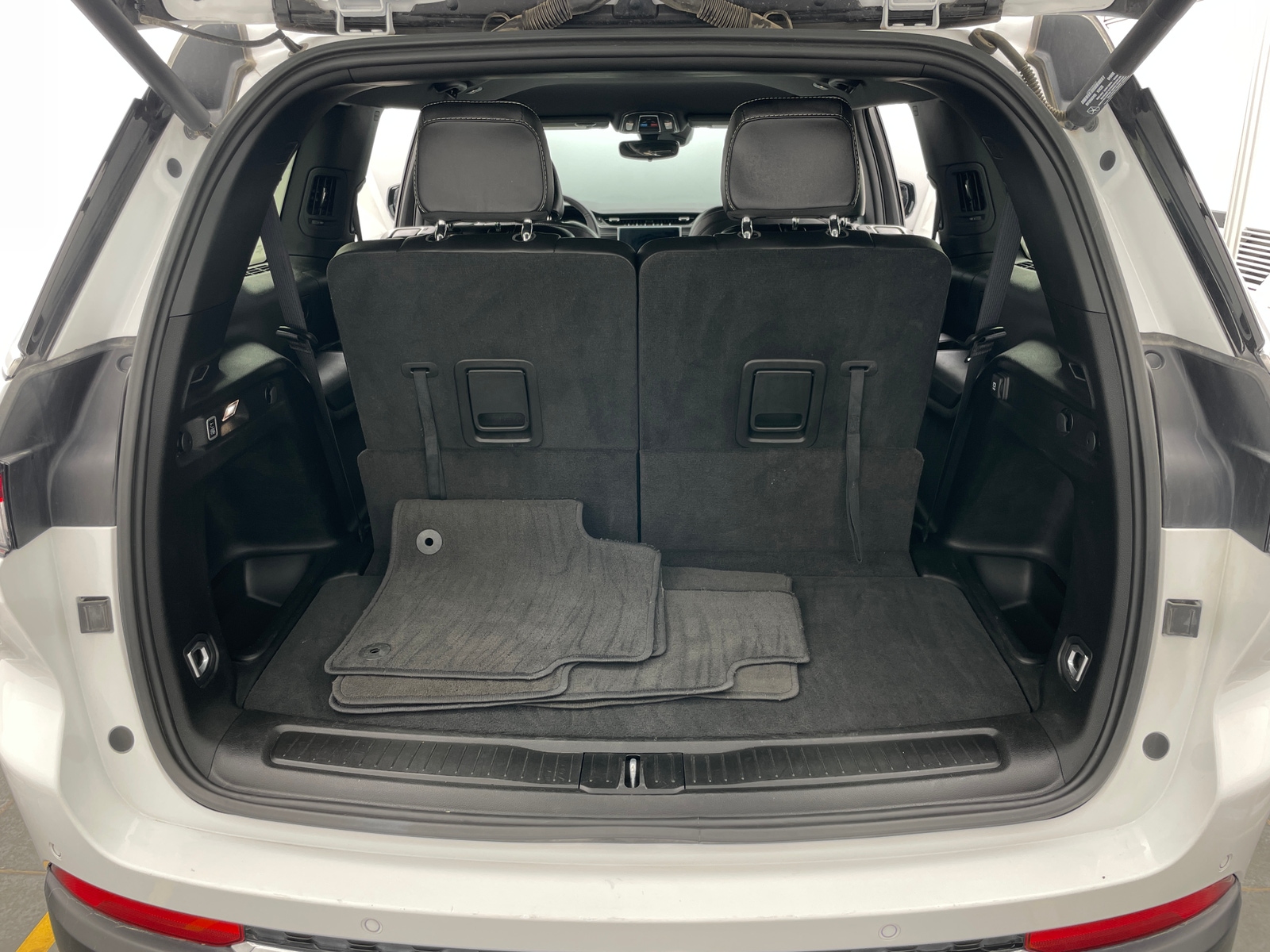 Thumbnail: 2024 Jeep Grand Cherokee L - 7