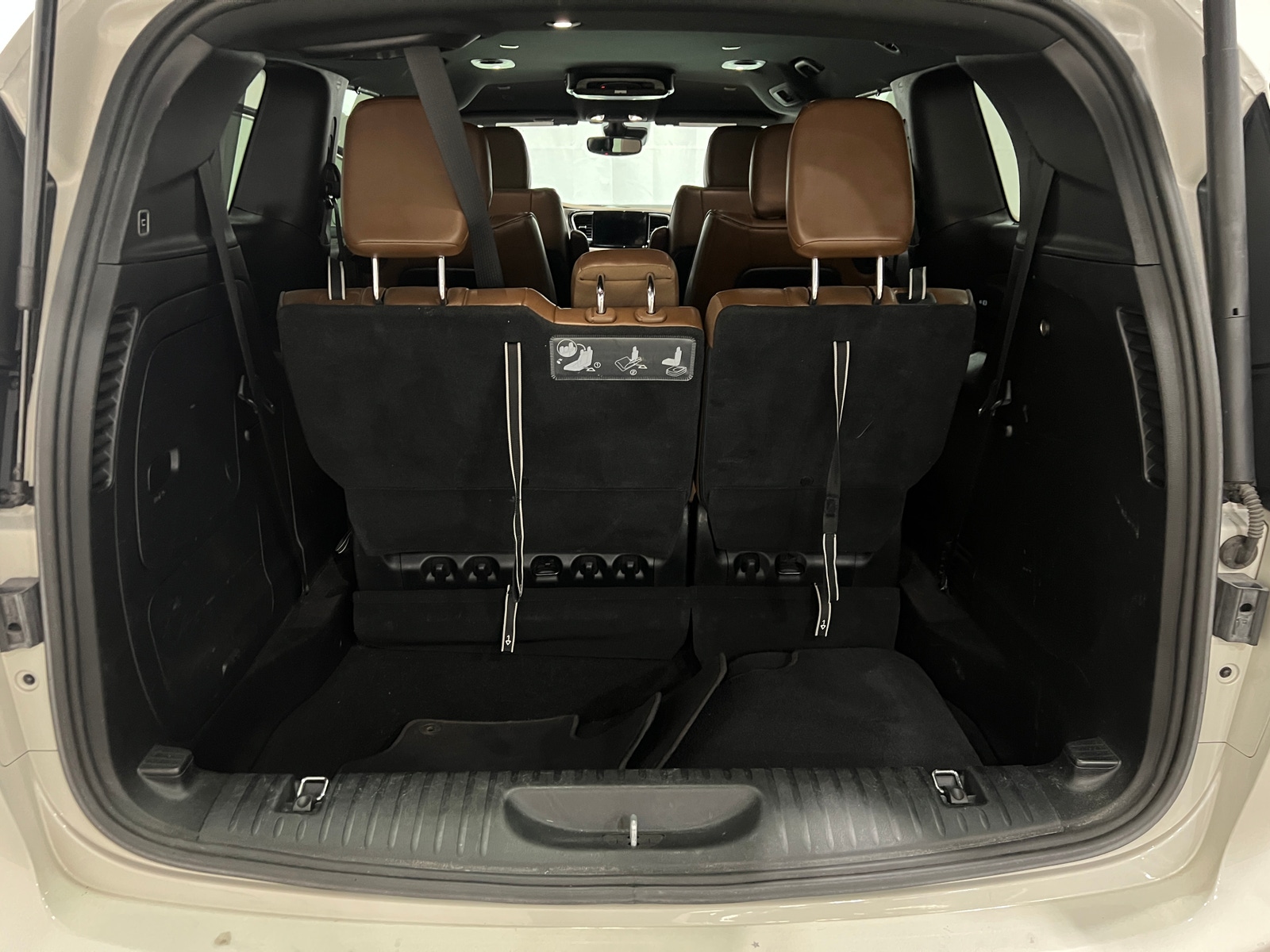 Thumbnail: 2021 Chrysler Pacifica - 6