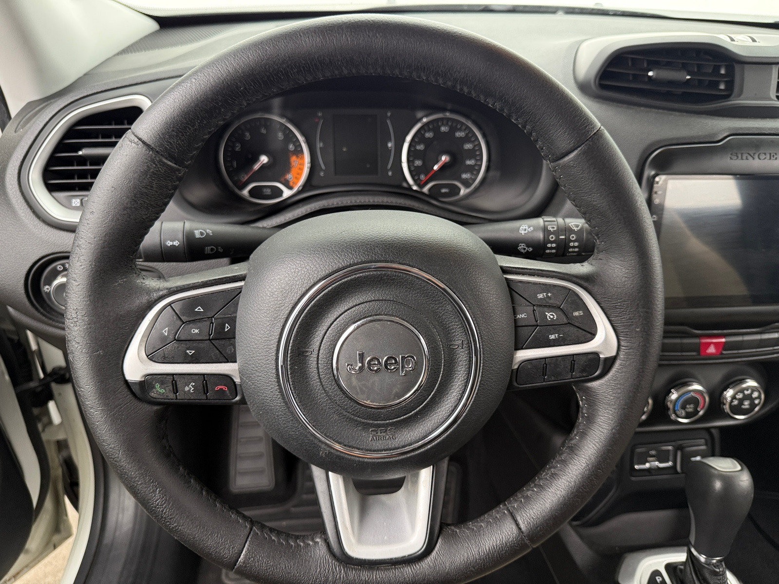 Thumbnail: 2015 Jeep Renegade - 5