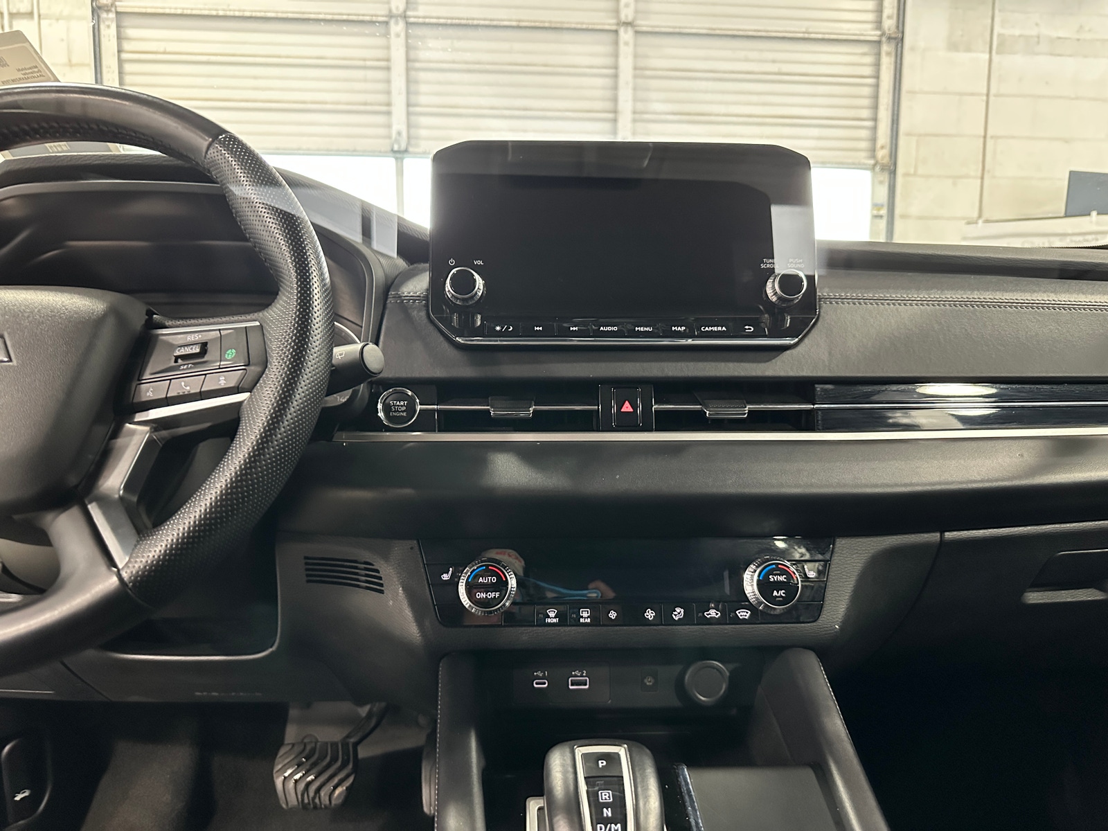 Thumbnail: 2024 Mitsubishi Outlander - 4