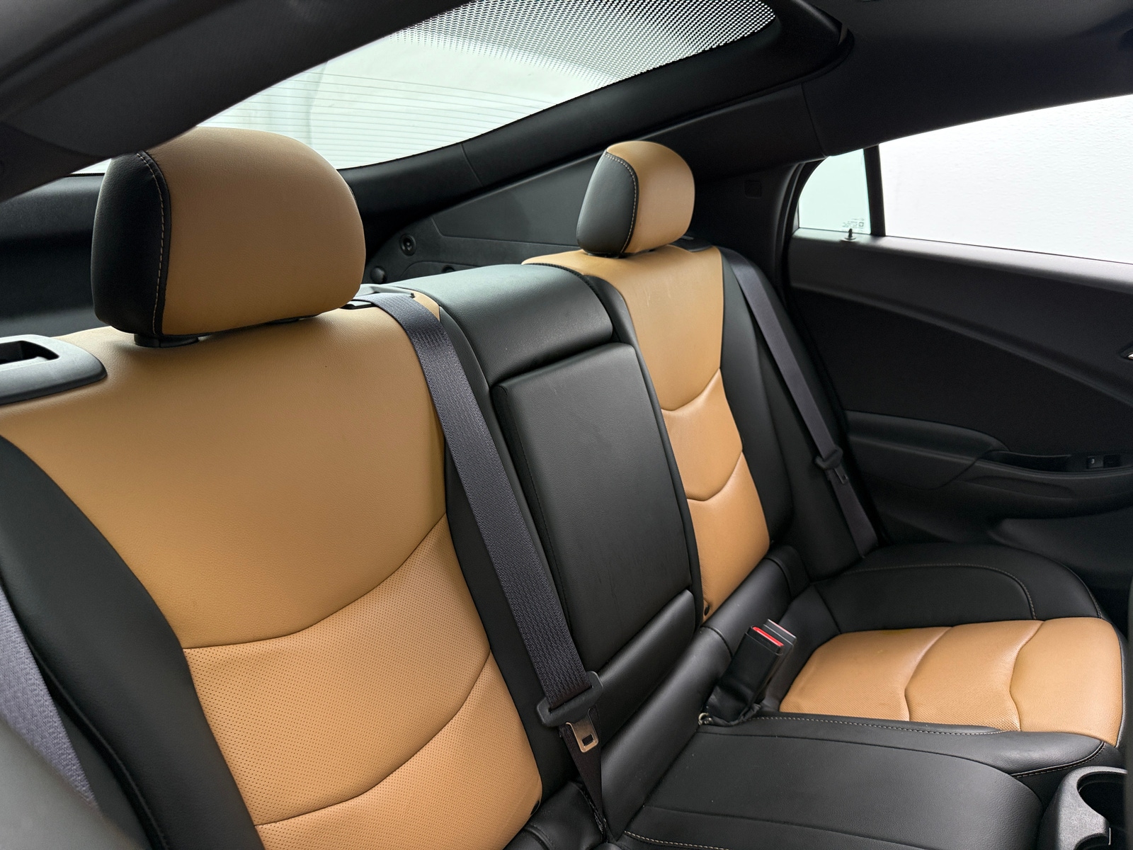 Thumbnail: 2017 Chevrolet Volt - 5