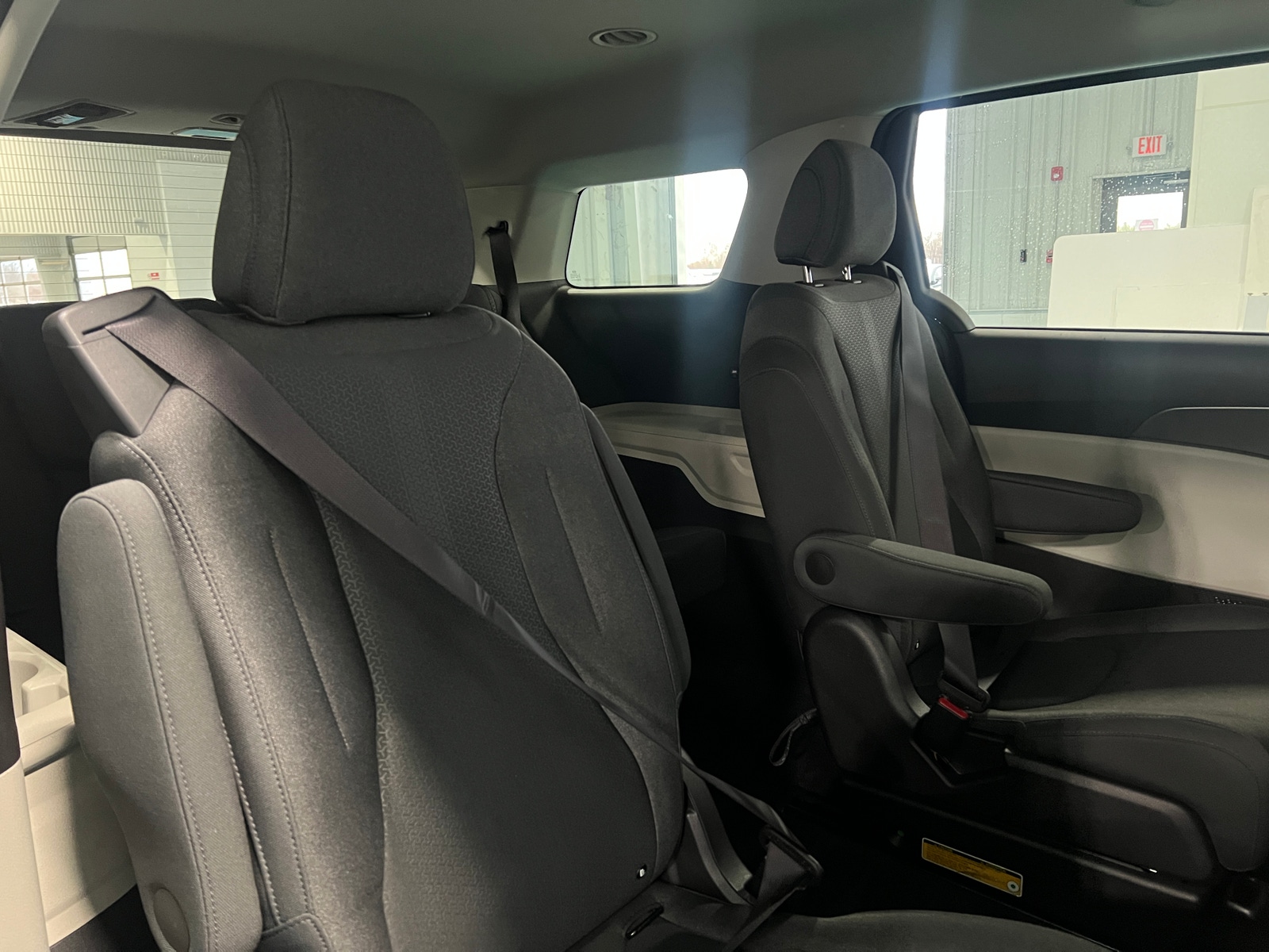 Thumbnail: 2022 Kia Carnival - 6