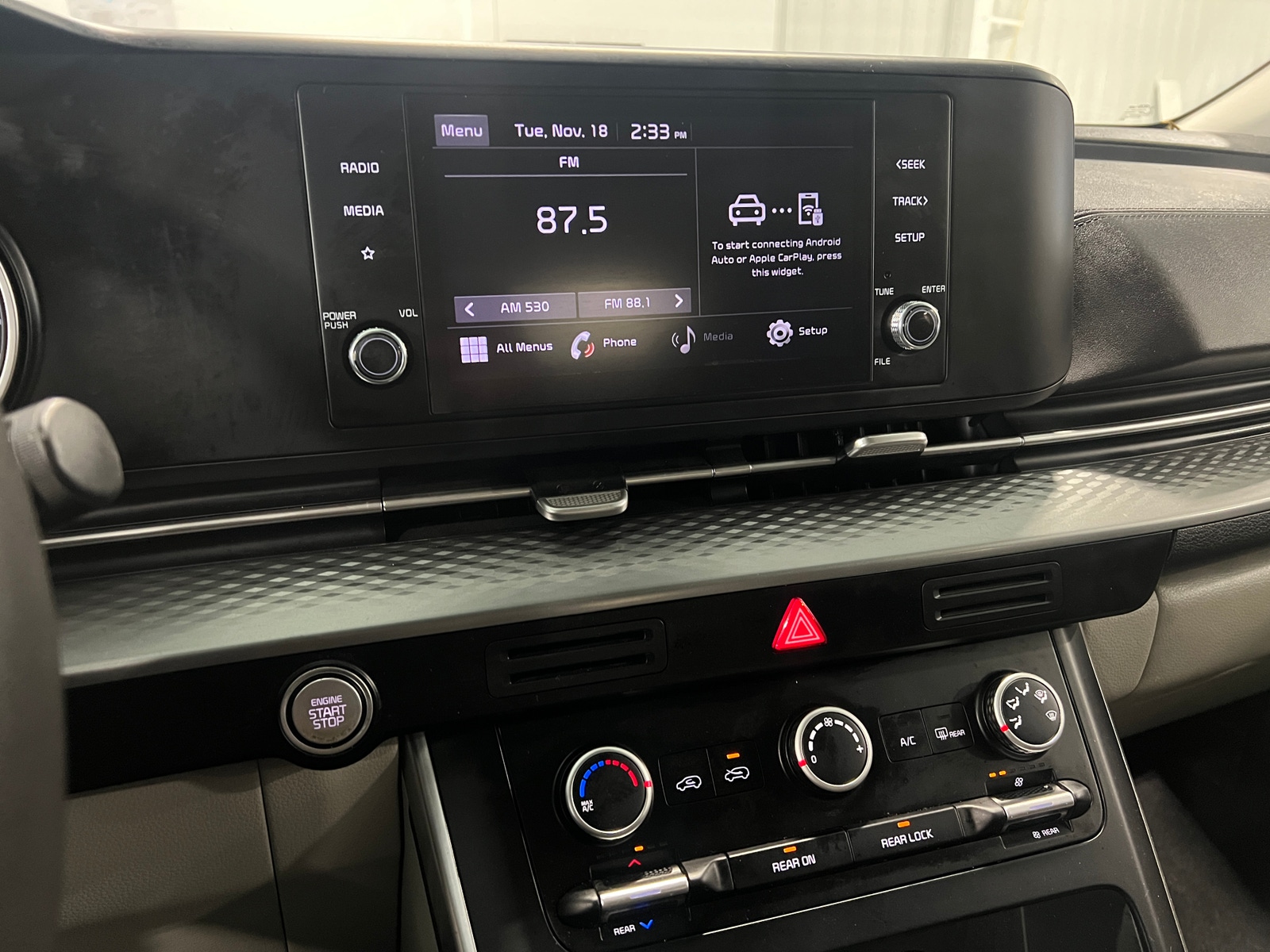 Thumbnail: 2022 Kia Carnival - 4