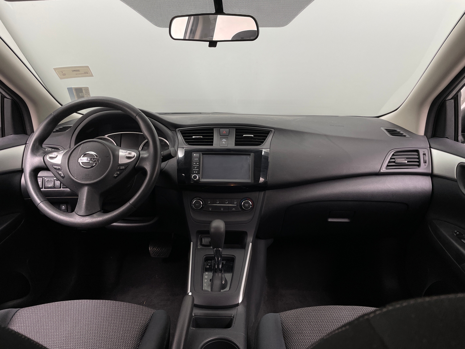 Thumbnail: 2019 Nissan Sentra - 3