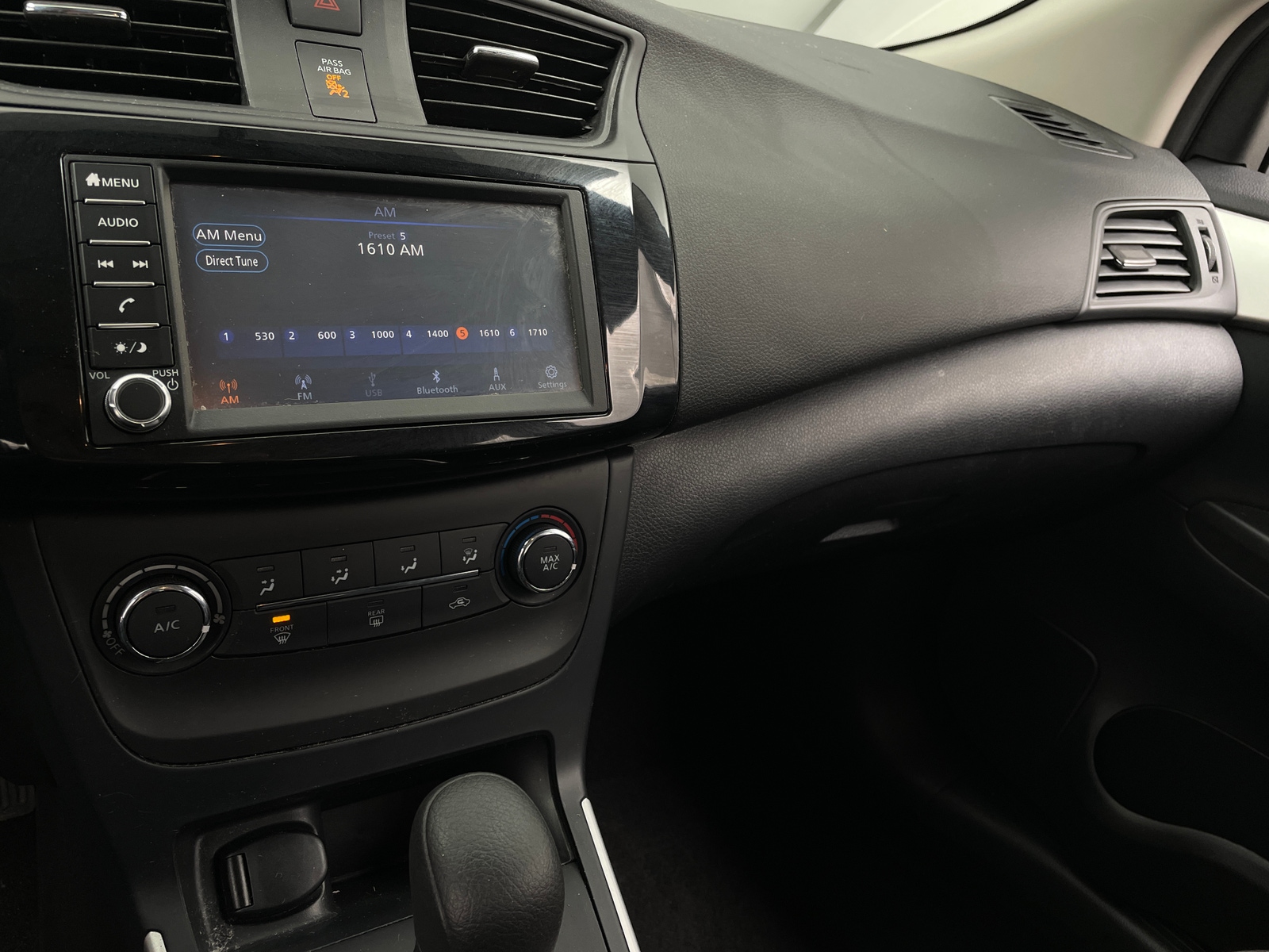 Thumbnail: 2019 Nissan Sentra - 4