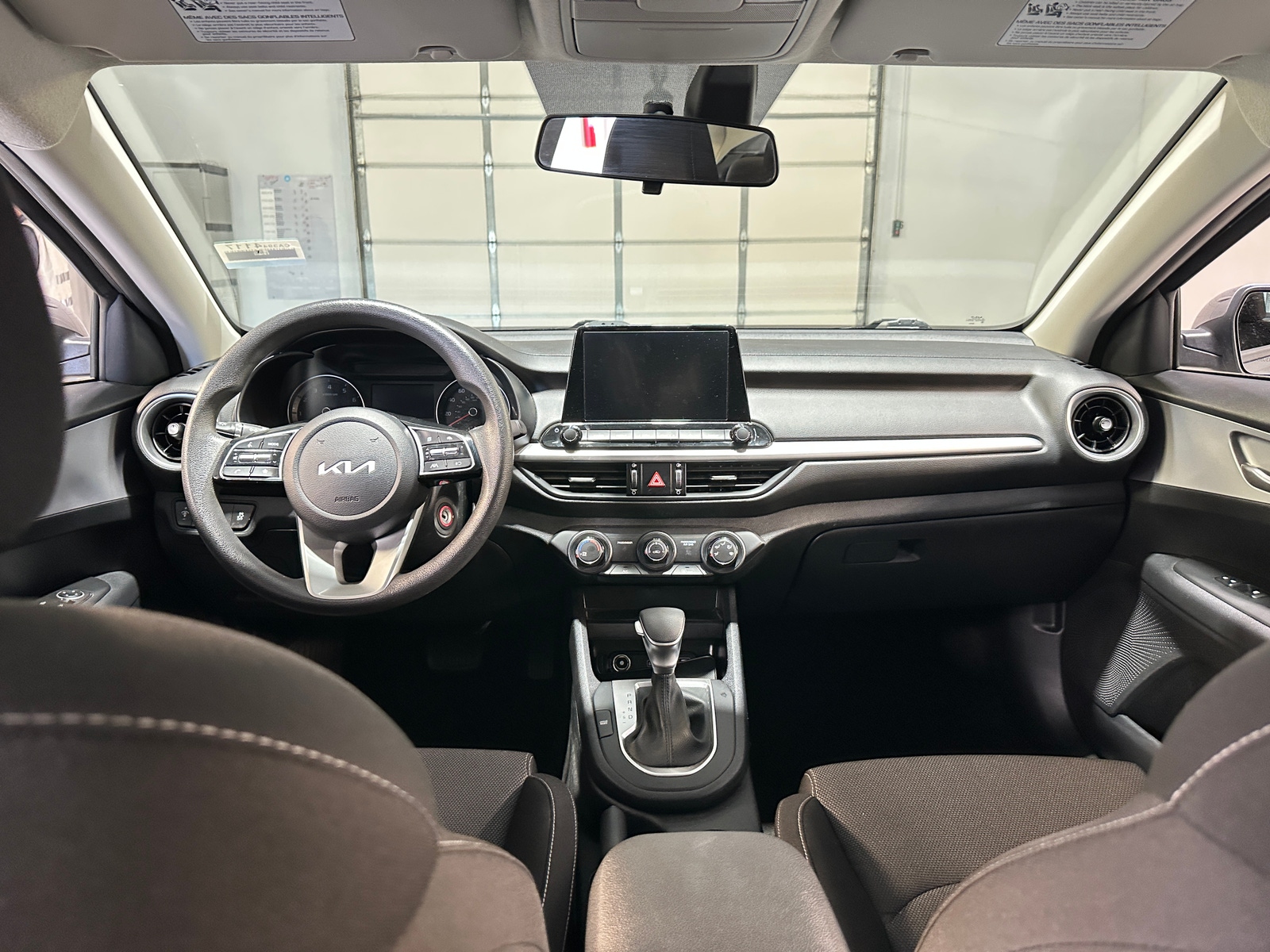 Thumbnail: 2024 Kia Forte - 3