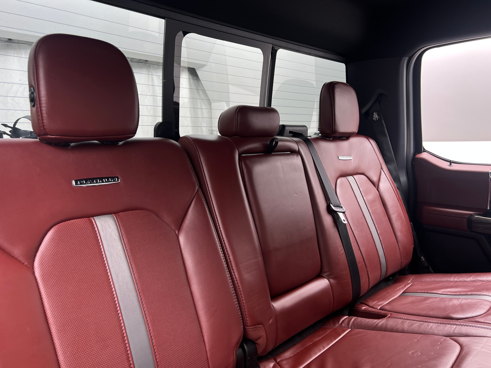 Thumbnail: 2019 Ford Econoline - 6