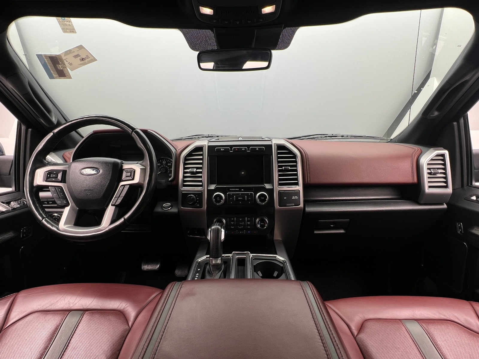 Thumbnail: 2019 Ford Econoline - 3