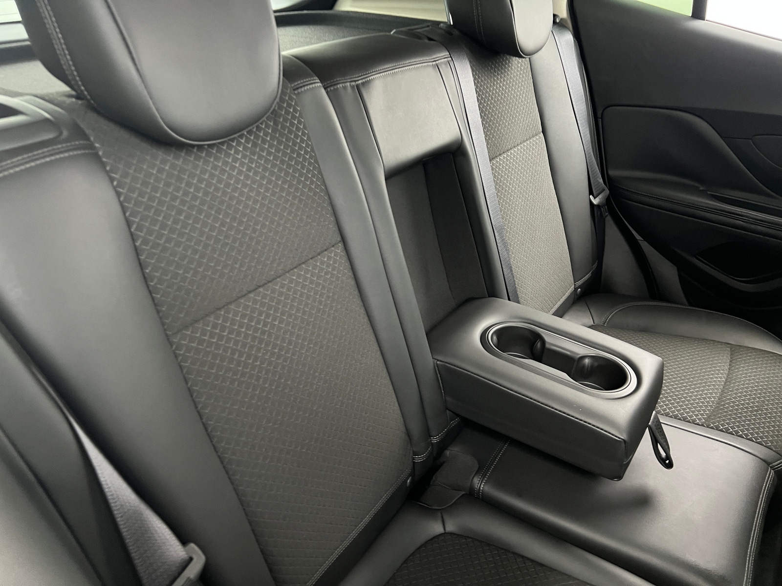 Thumbnail: 2019 Buick Encore - 6