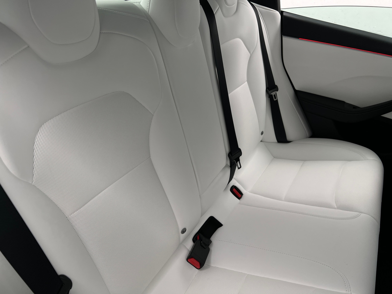 Thumbnail: 2025 Tesla Model 3 - 5