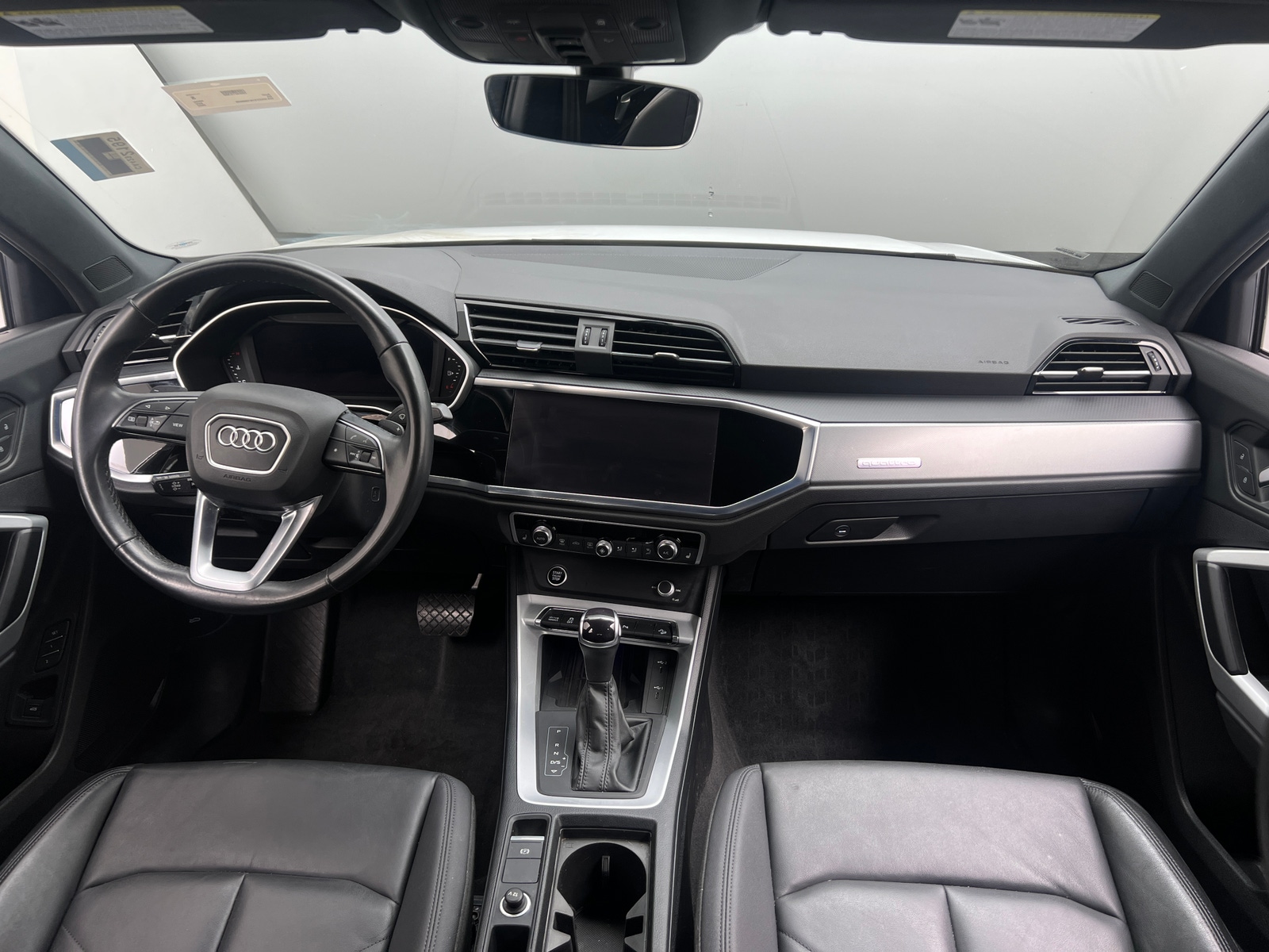 Thumbnail: 2022 Audi Q3 - 2