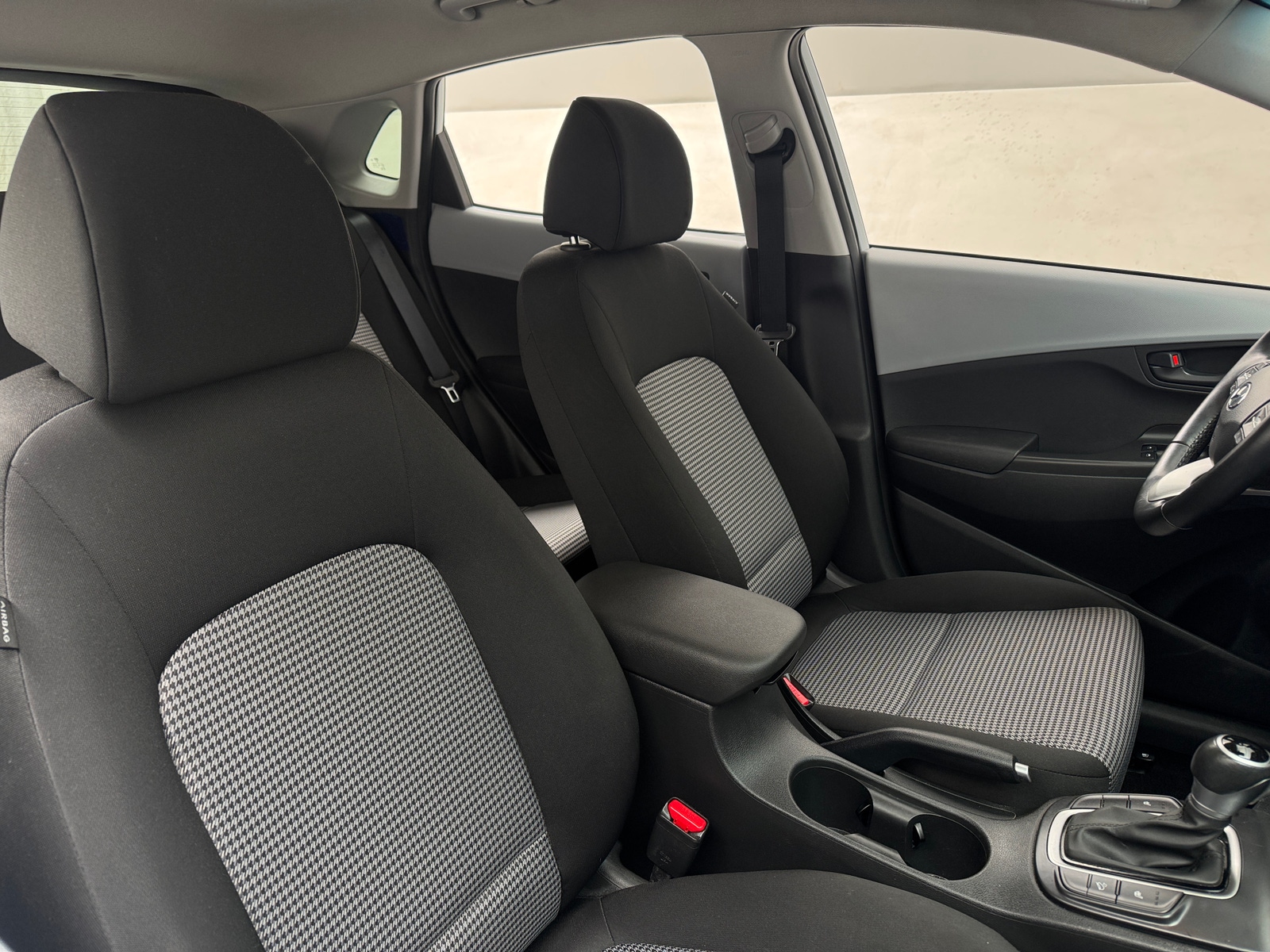 Thumbnail: 2020 Hyundai Kona - 2