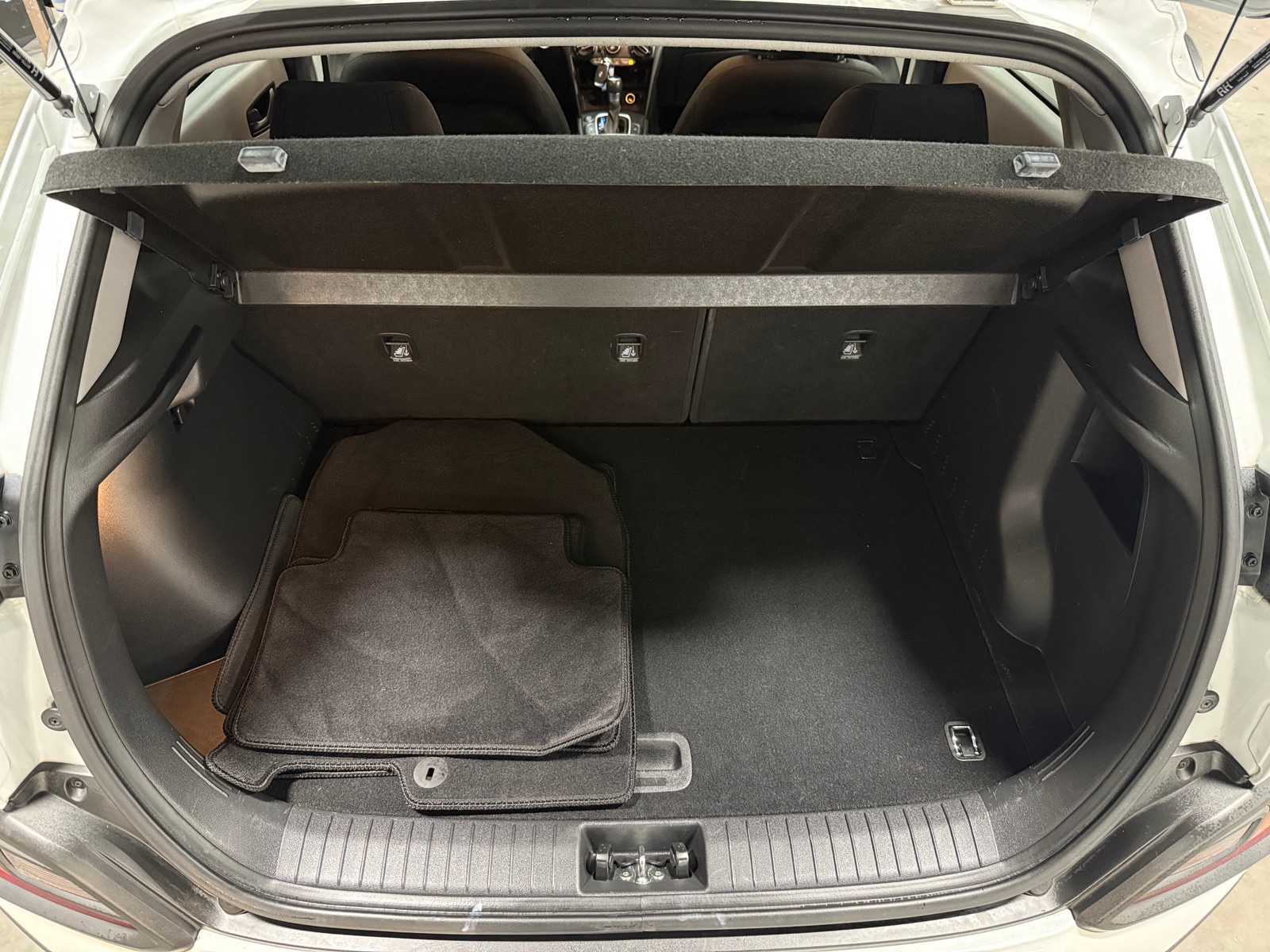 Thumbnail: 2020 Hyundai Kona - 7