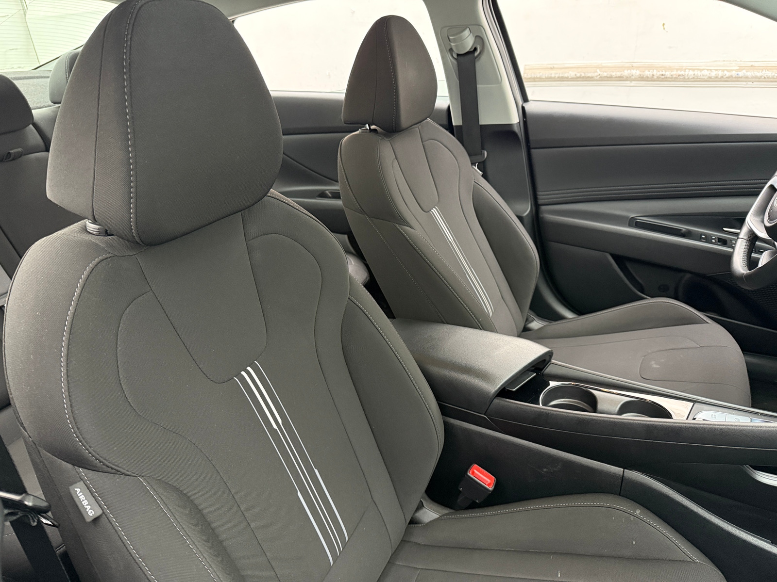 Thumbnail: 2025 Hyundai Elantra - 2