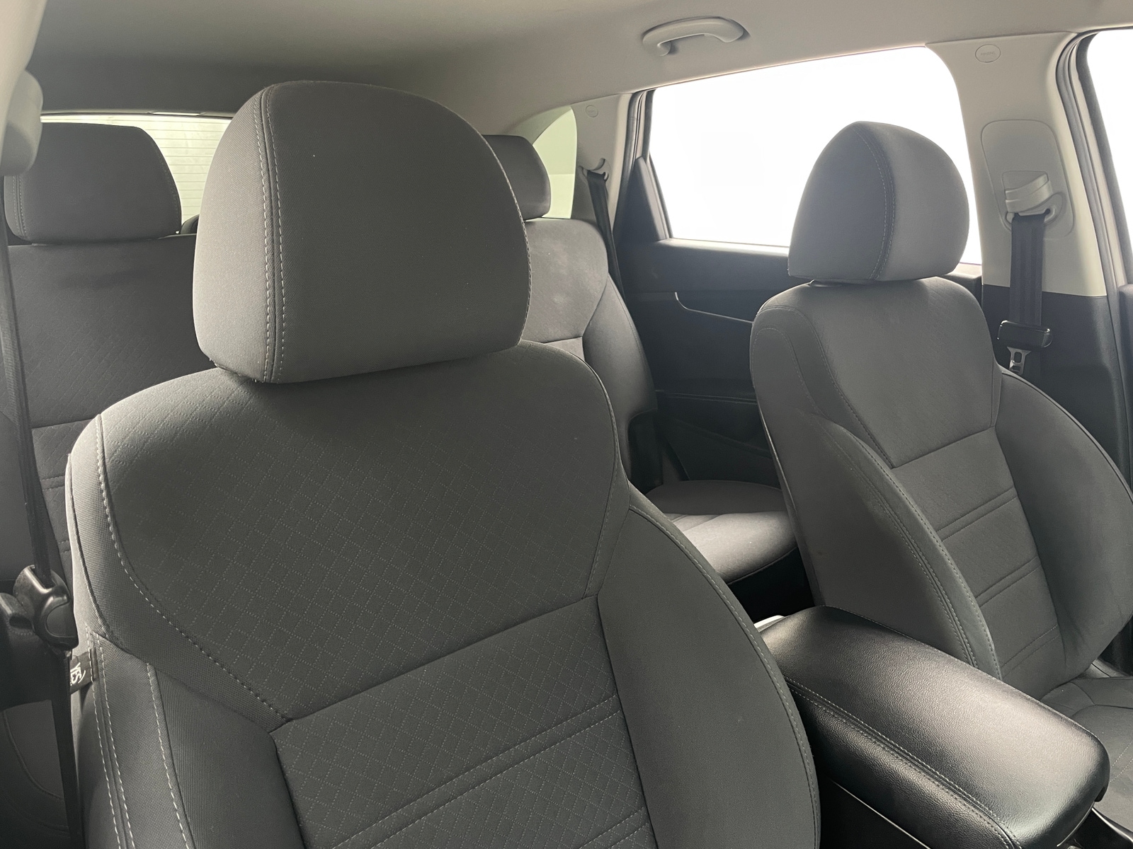 Thumbnail: 2019 Kia Sorento - 2