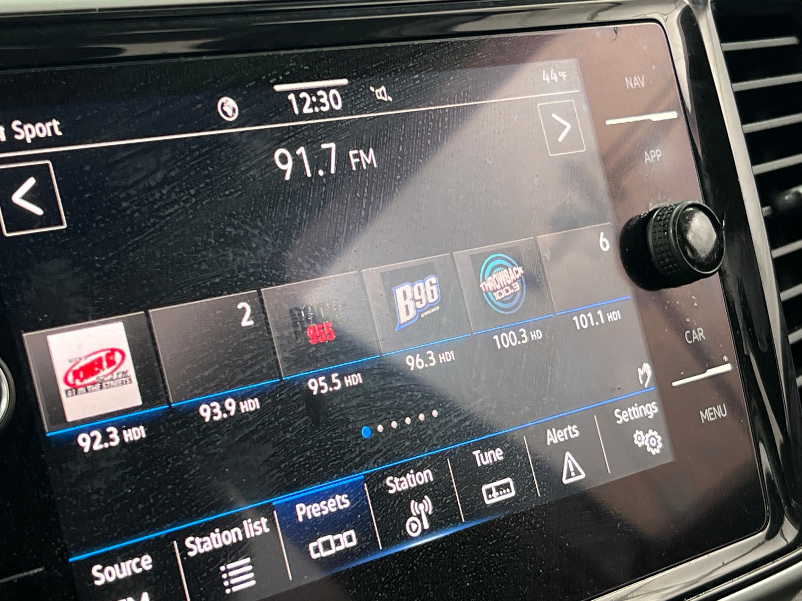 Thumbnail: 2021 Volkswagen Atlas - 3