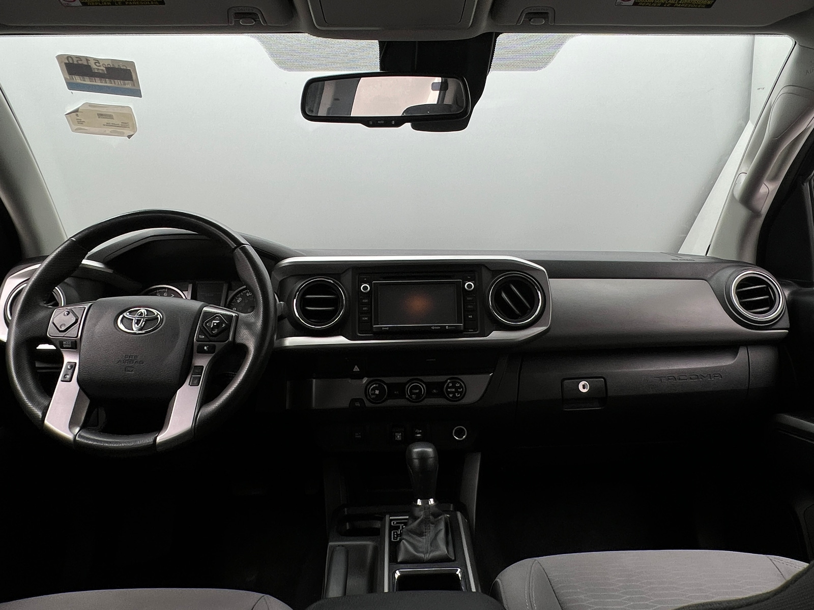 Thumbnail: 2019 Toyota Tacoma - 3