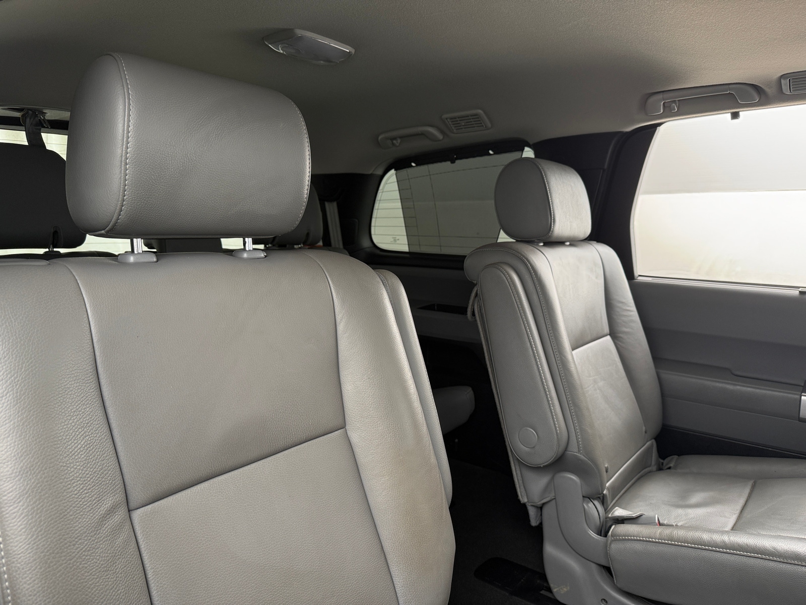 Thumbnail: 2020 Toyota Sequoia - 5