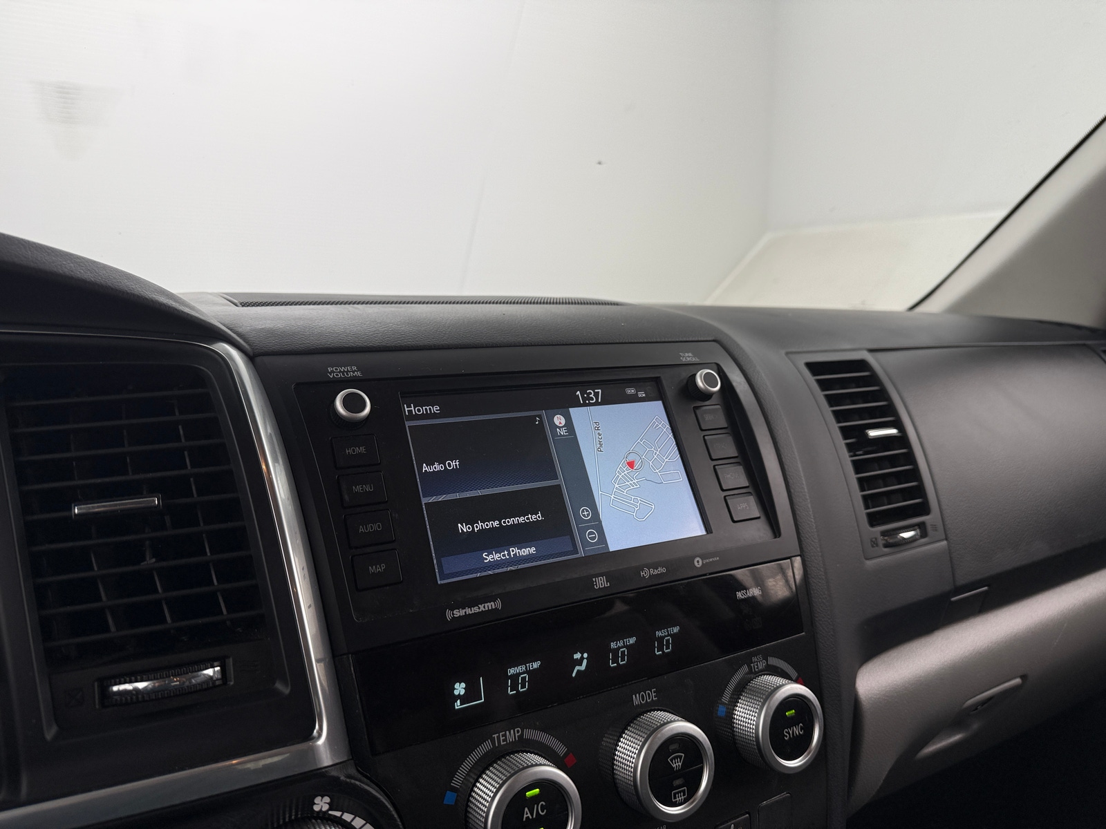 Thumbnail: 2020 Toyota Sequoia - 3