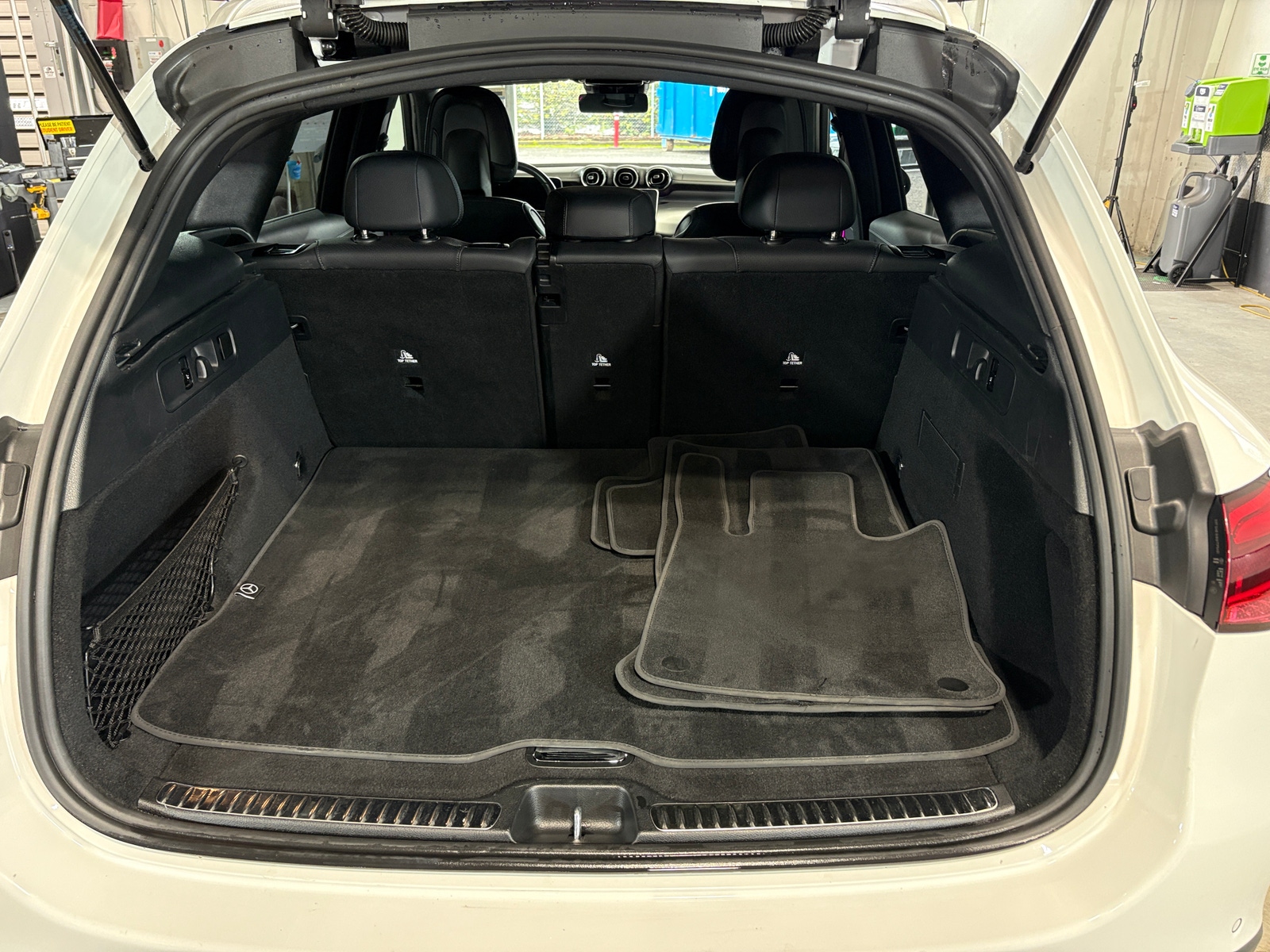 Thumbnail: 2024 Mercedes-Benz GLC - 6