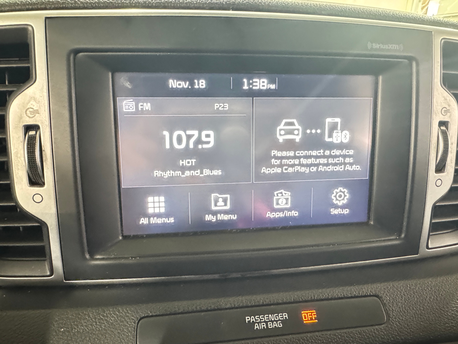 Thumbnail: 2017 Kia Sportage - 3