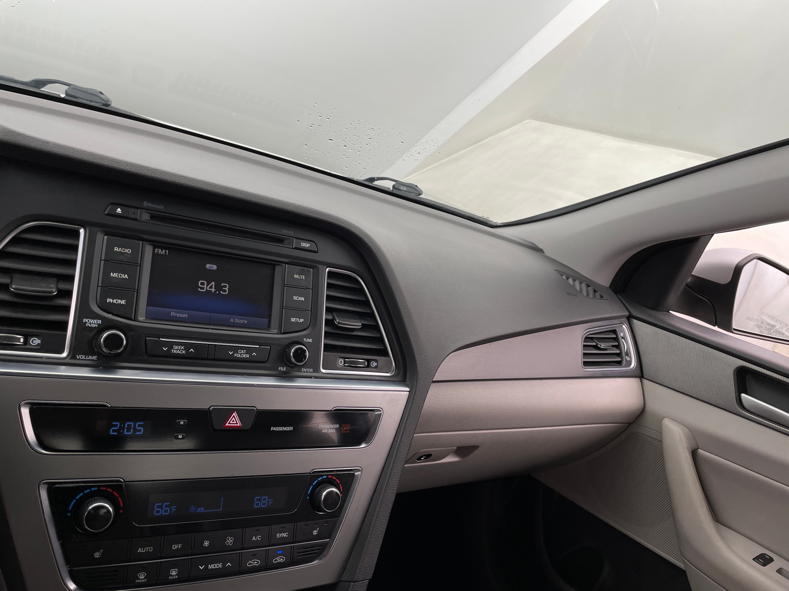 Thumbnail: 2015 Hyundai Sonata - 4