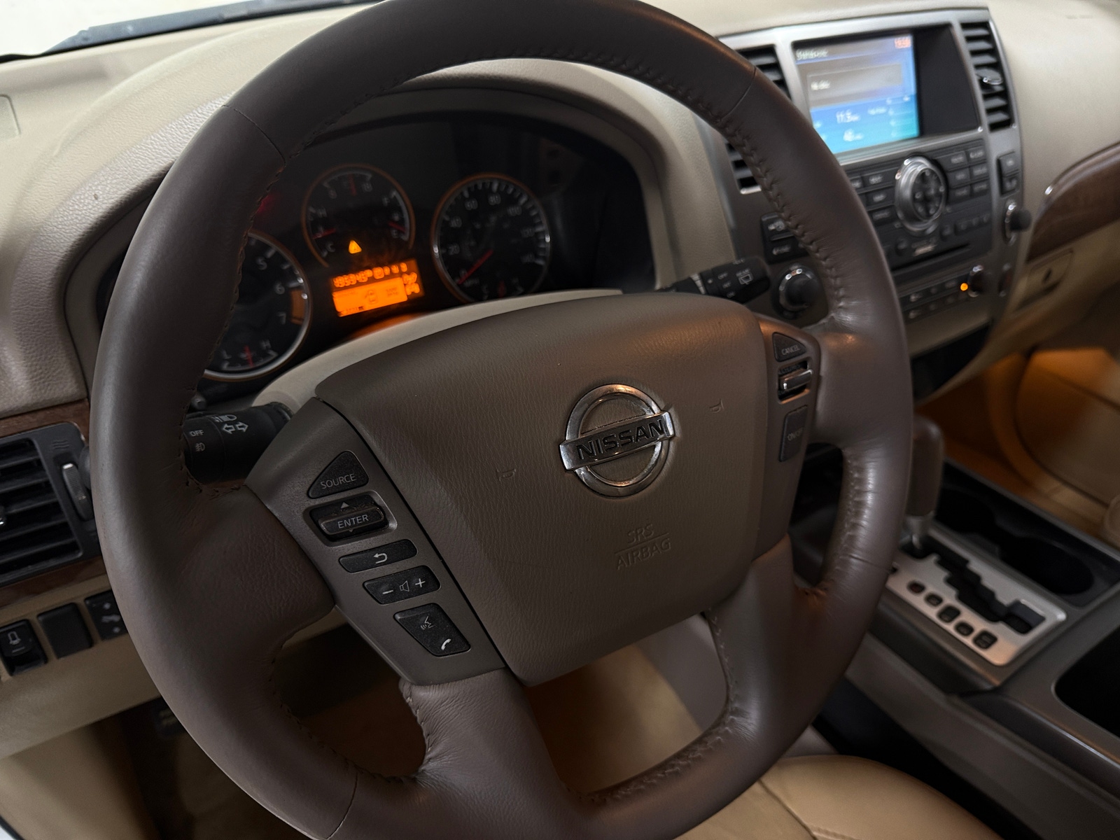 Thumbnail: 2014 Nissan Armada - 4