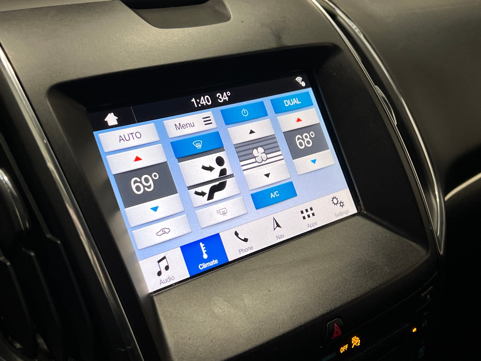 Thumbnail: 2019 Ford Edge - 3