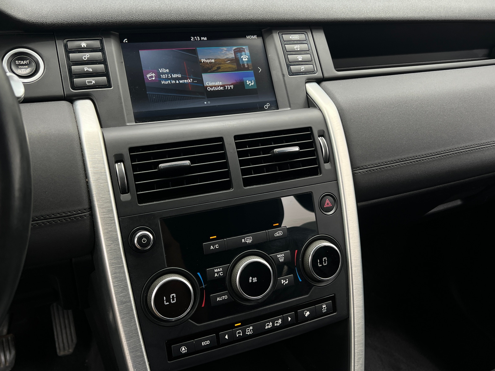 Thumbnail: 2019 Land Rover Discovery Sport - 3