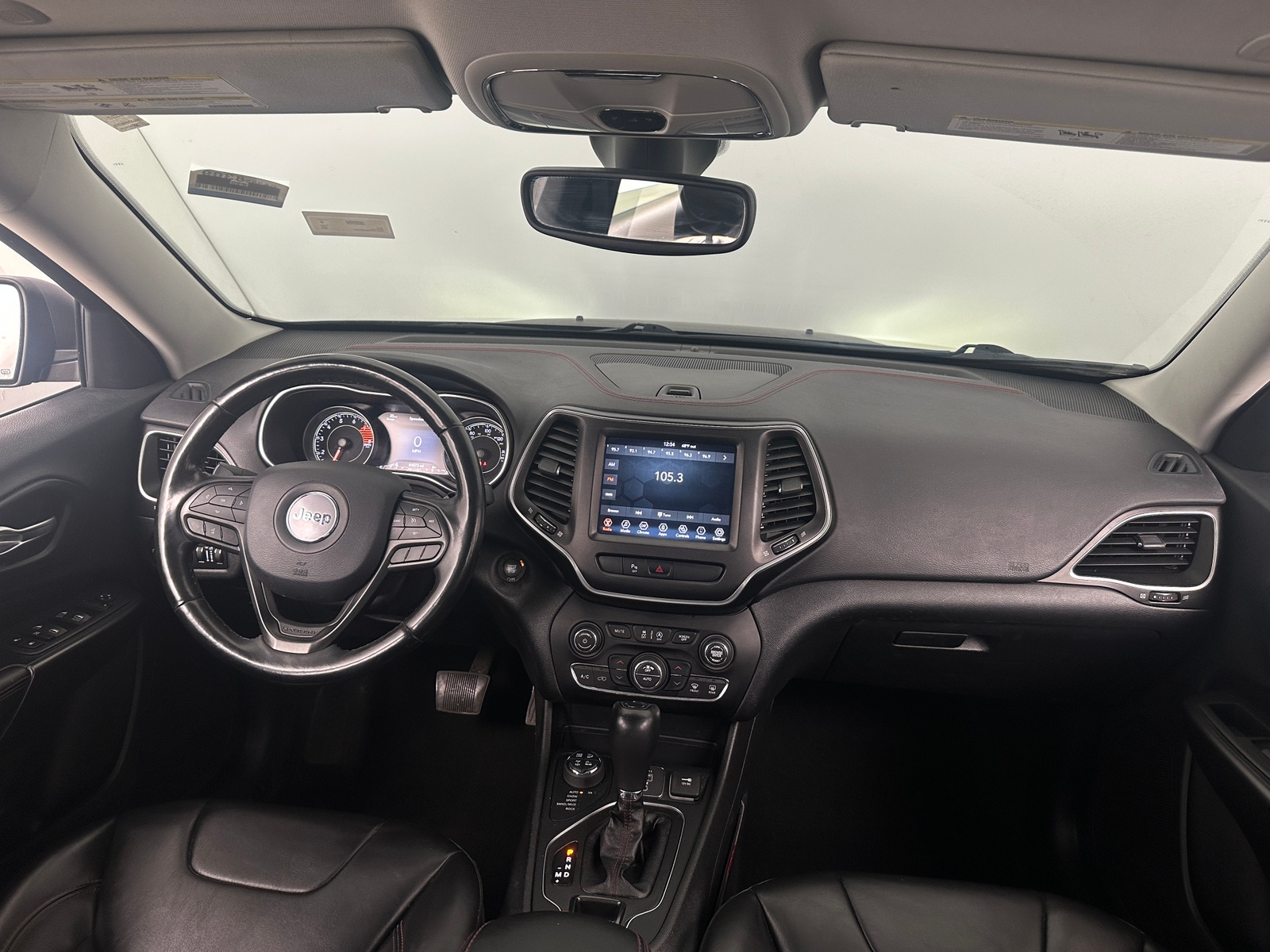 Thumbnail: 2020 Jeep Cherokee - 3