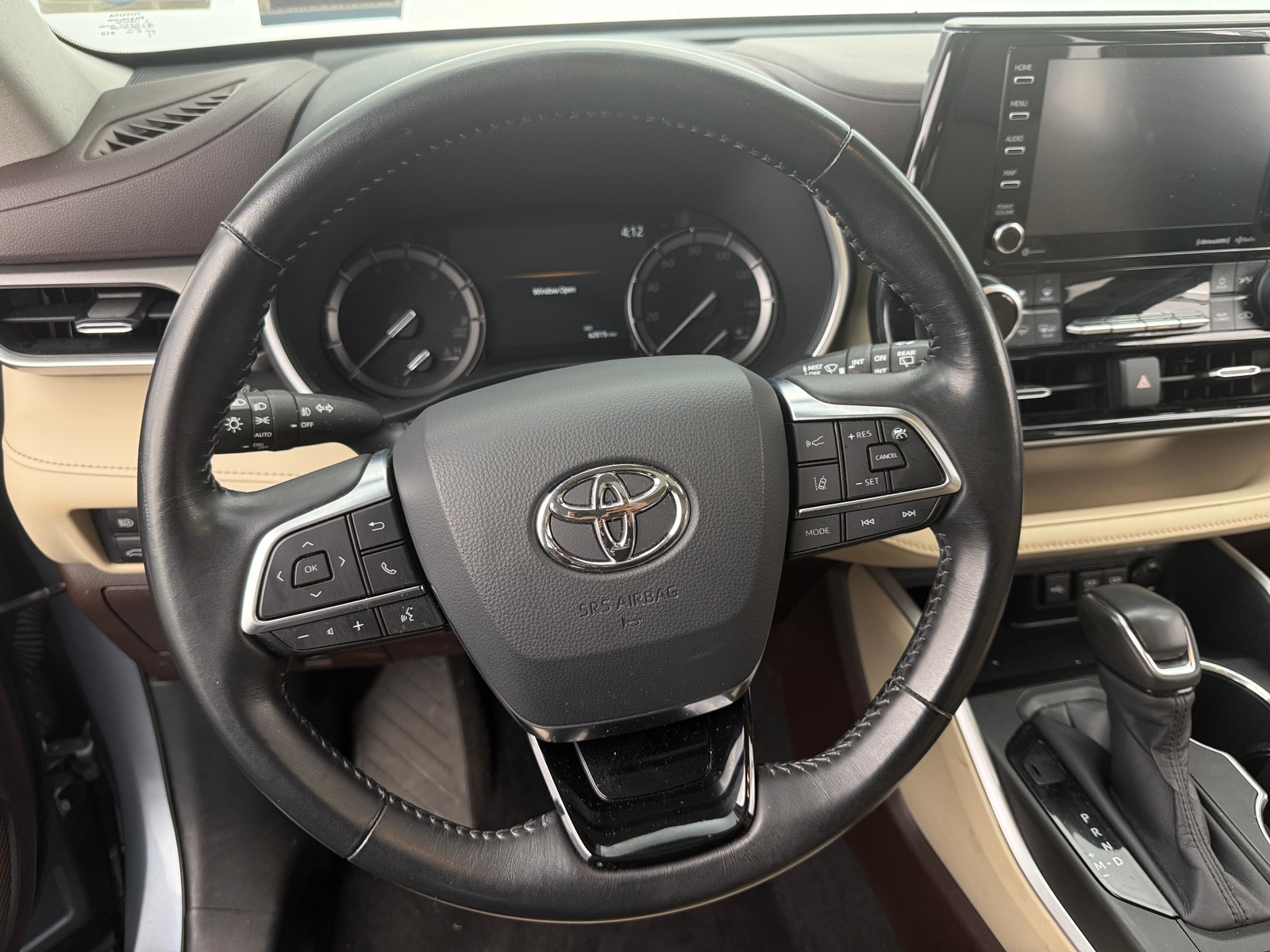 Thumbnail: 2020 Toyota Highlander - 4