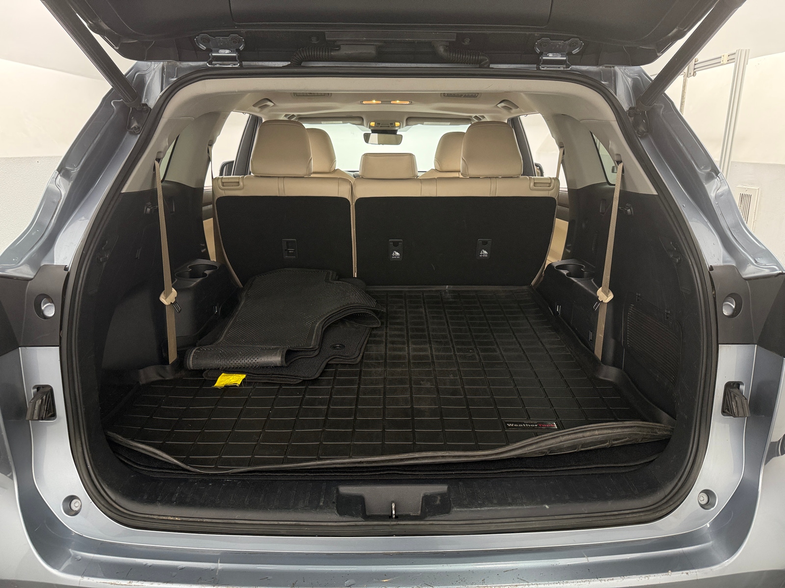 Thumbnail: 2020 Toyota Highlander - 6