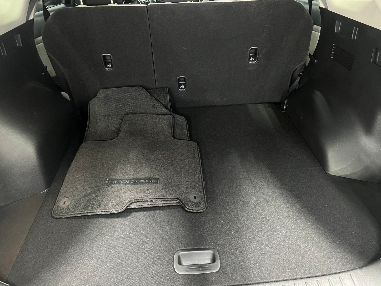 Thumbnail: 2023 Kia Sportage - 6