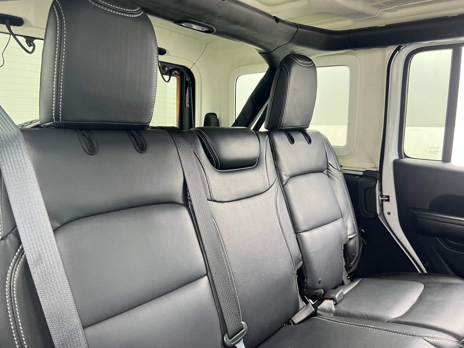 Thumbnail: 2018 Jeep Wrangler - 6