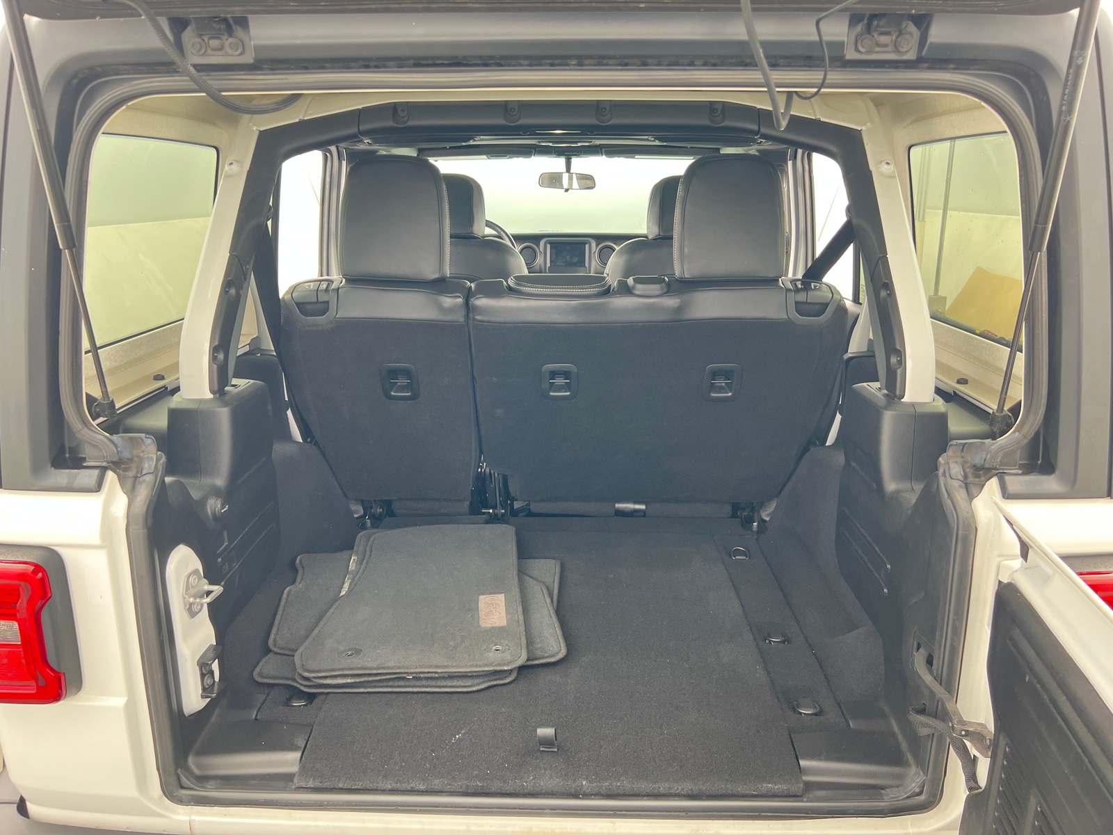 Thumbnail: 2018 Jeep Wrangler - 7