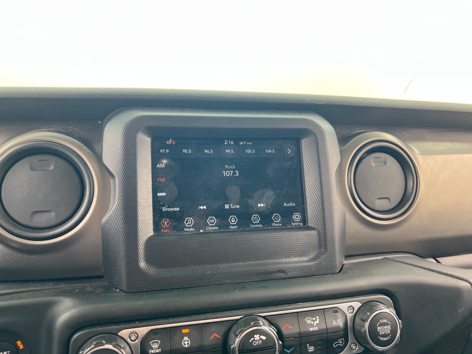 Thumbnail: 2018 Jeep Wrangler - 4